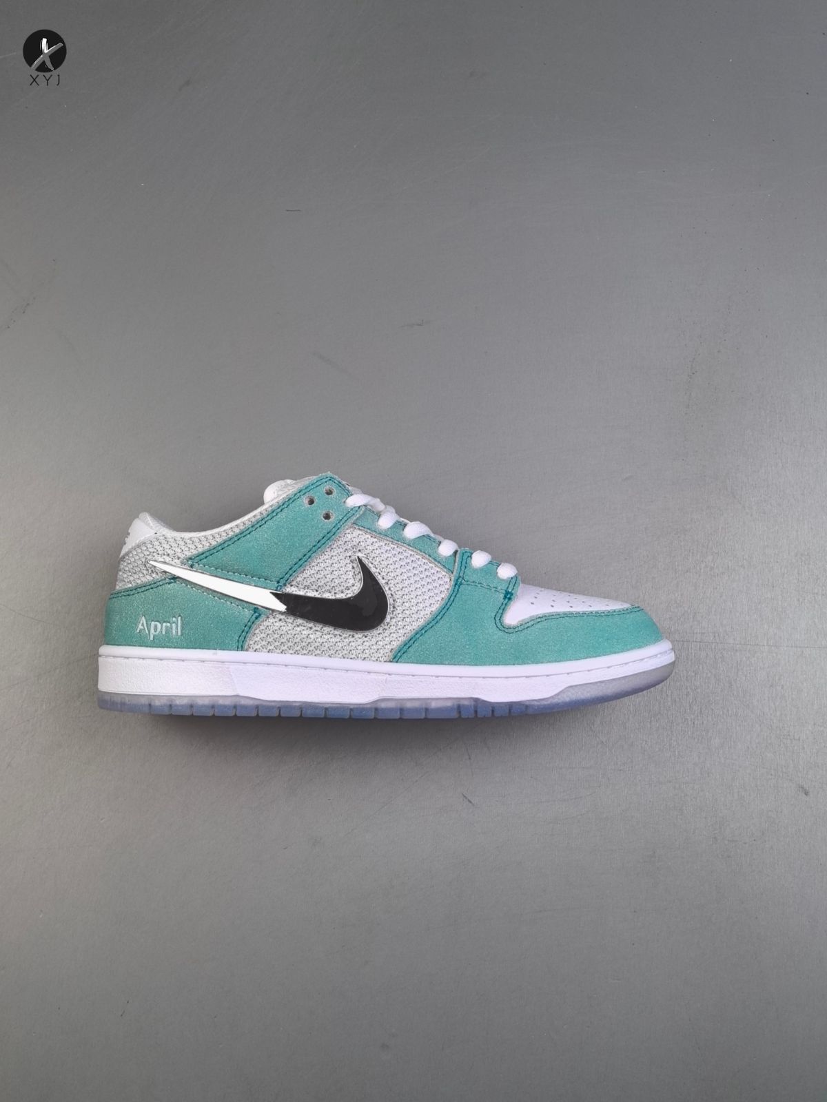 【ナイキ】⭐未使用✨男女兼用🆕箱付🆕新品⭐Nike ナイキ SB Dunk Low x April スケートボード ターボ グリーン FD2562-400