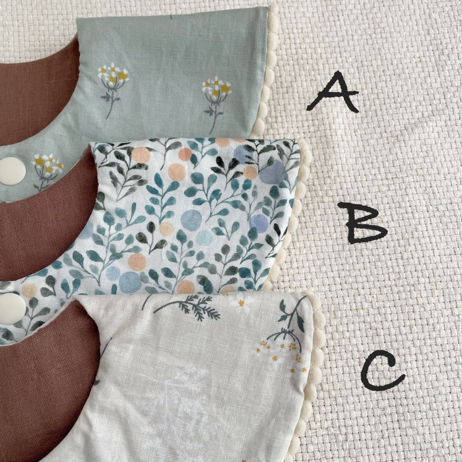 ぽんぽん様オーダーメイドハンドメイドスタイ