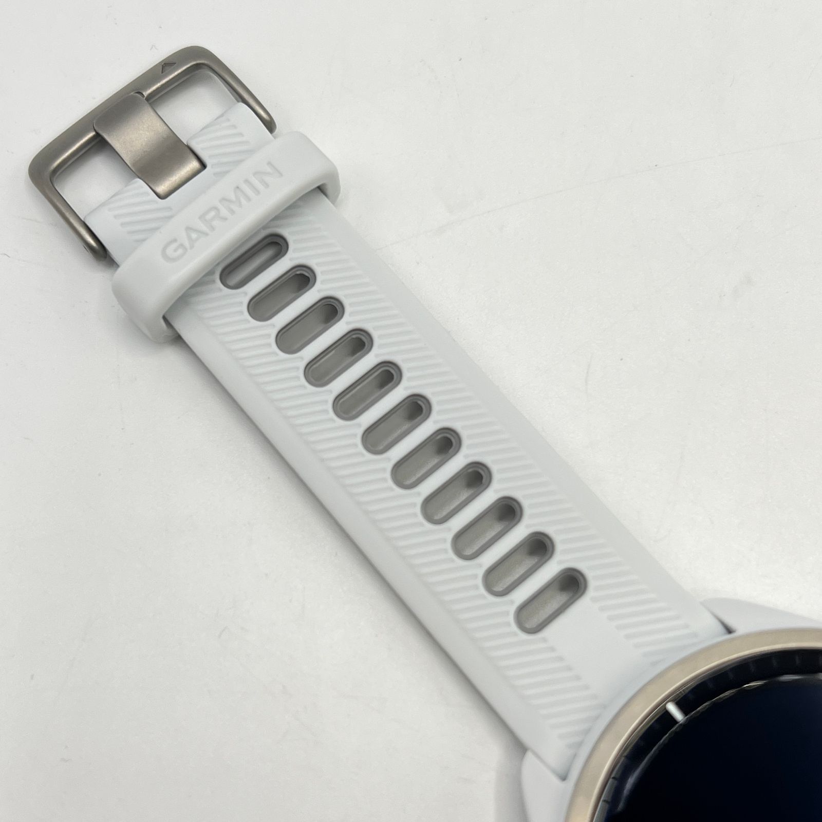 美品 GARMIN Forerunner 965 ホワイト スマートウォッチ - メルカリ