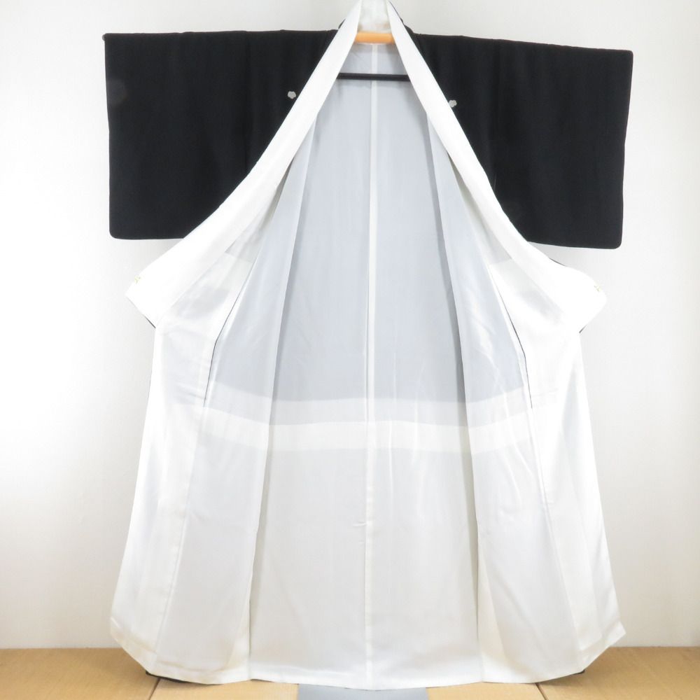 本加賀友禅 黒留袖 杉浦伸 流水に枝花文様 正絹 袷 広衿 比翼付 落款入