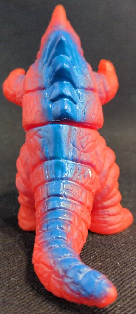 SUPER DINO MONSTER　パチ怪獣　8点セット メーカー不明 パチSUPER DINO MONSTER 角のある怪獣 背びれ青