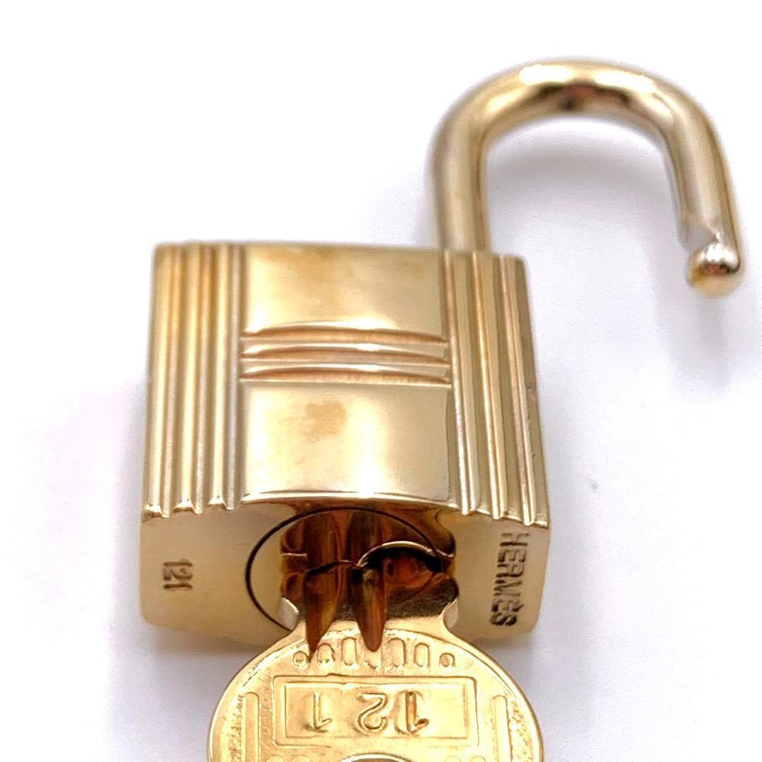 エルメス ゴールド パドロック 121 エルメス ゴールド パドロック 121 HERMES Padlock Cadena & Key