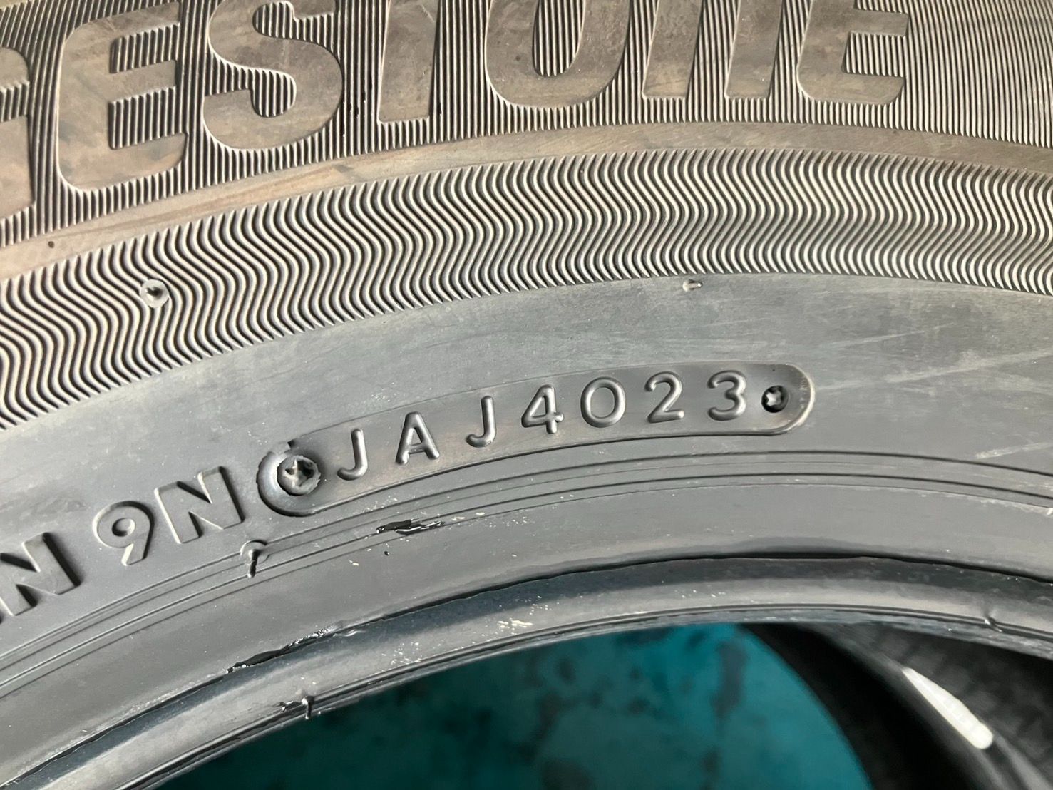 スタッドレスタイヤ