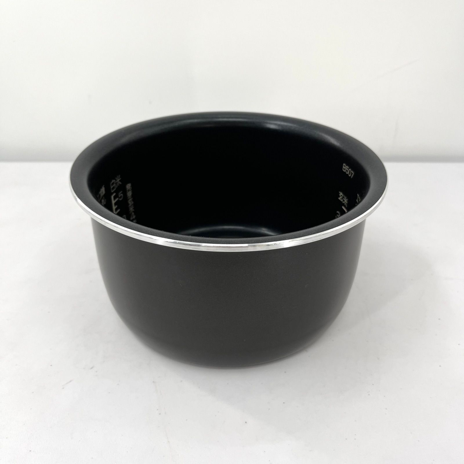 象印　Zojirushi NL-DS10 炊飯器 美品 Zojirushi（象印） 極め炊き NL-DS10 マイコン炊飯ジャー