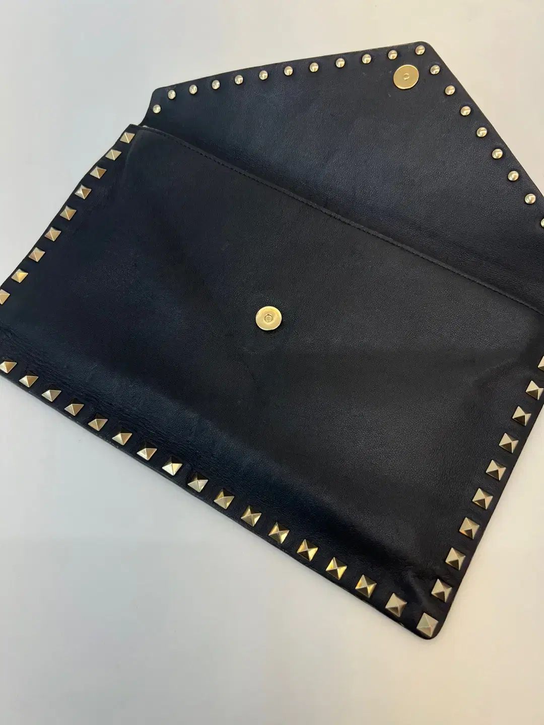 蔚山支店 Valentino