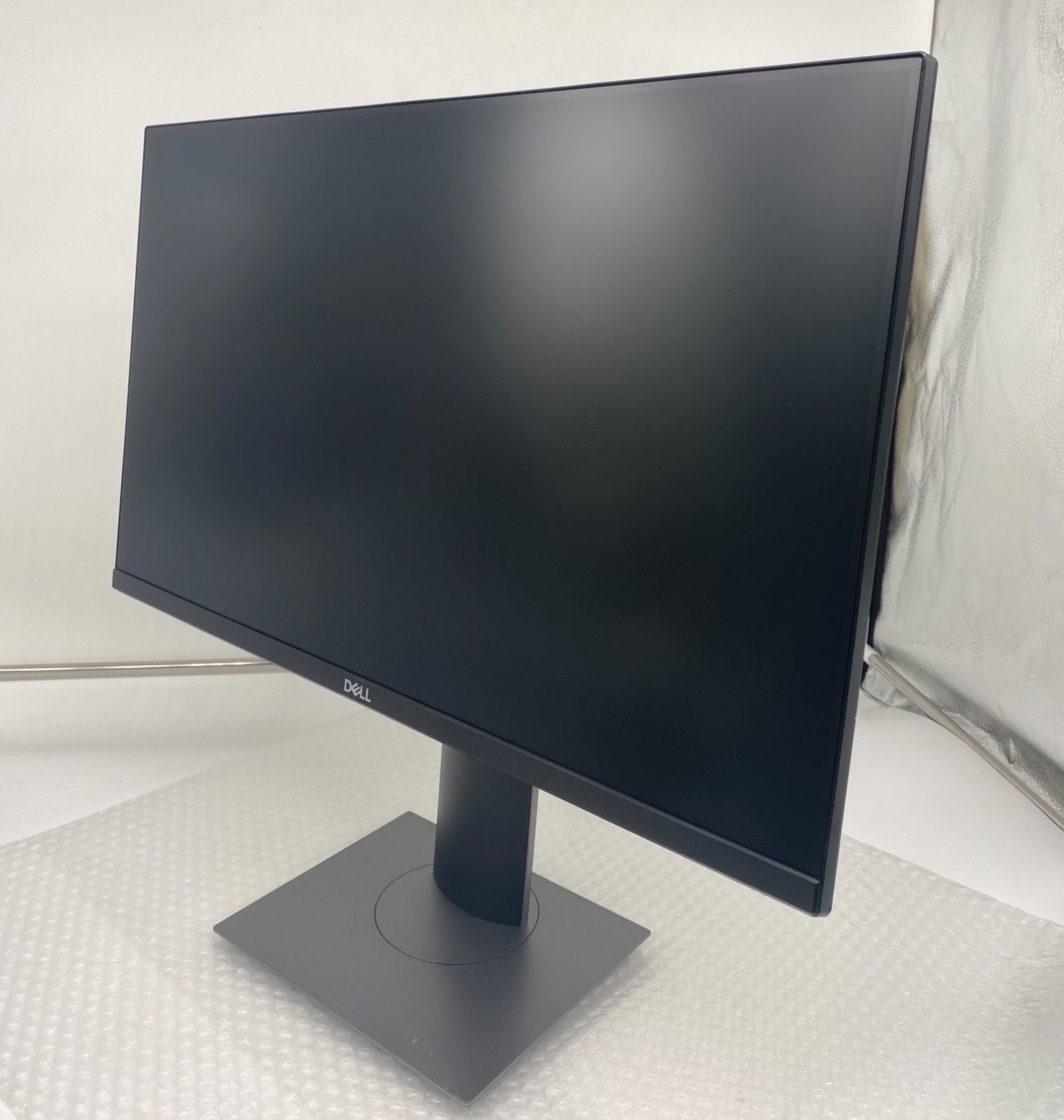 Dell P2419H 23.8インチ フルHD Edge LED LCDモニター 1920 x 1080