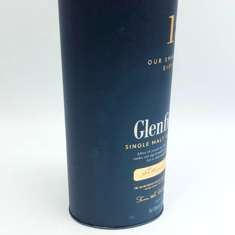 グレンフィディック - グレンフィディック 18年 アワースモールバッチ 700ml【O4】 Amazon.co.jp: 【現行ボトル】グレンフィディック 18年 スモール