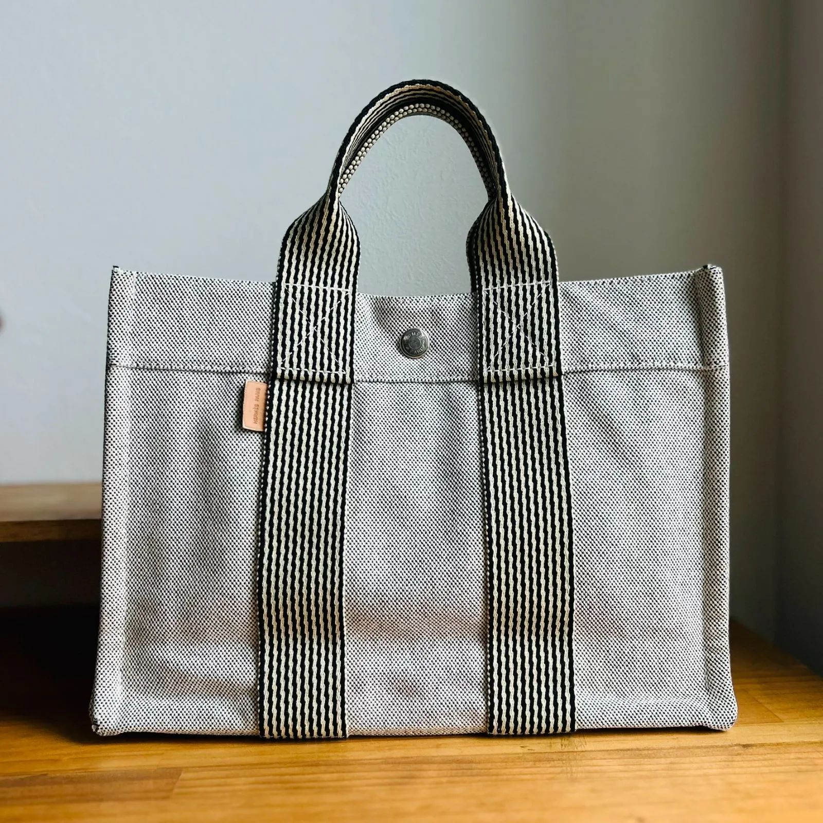 HERMES エルメス ニューフールトゥ PM グレー ブラック BLACK