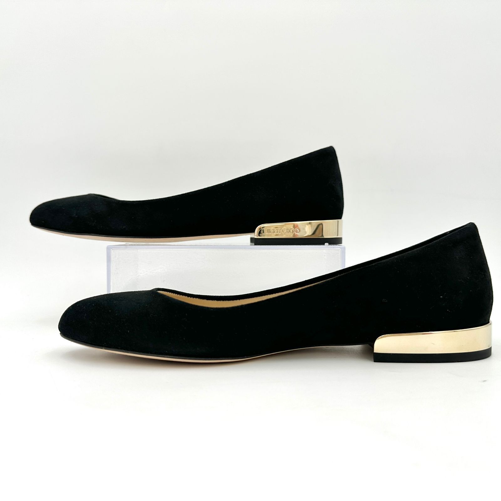 JIMMY CHOO ブラック スエード フラットシューズ JIMMY CHOO 黒