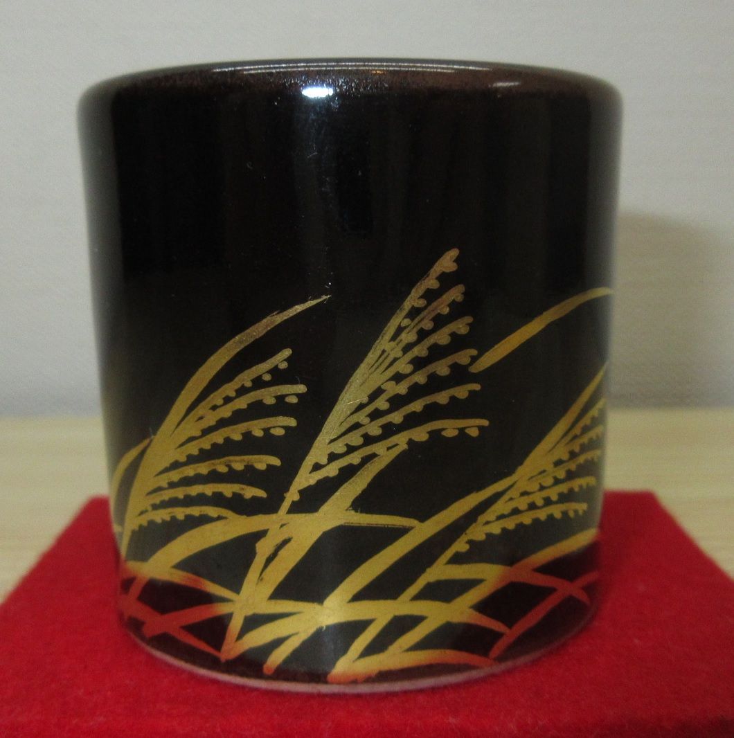 送料込【逢絢亭】茶道具 蓋置 膳所焼 金彩 蝶蓋置 陽炎園 岩崎信定 共箱入り 逢絢亭・新品】茶道具 蓋置 膳所焼 金彩 武蔵野の図 陽炎園 岩崎