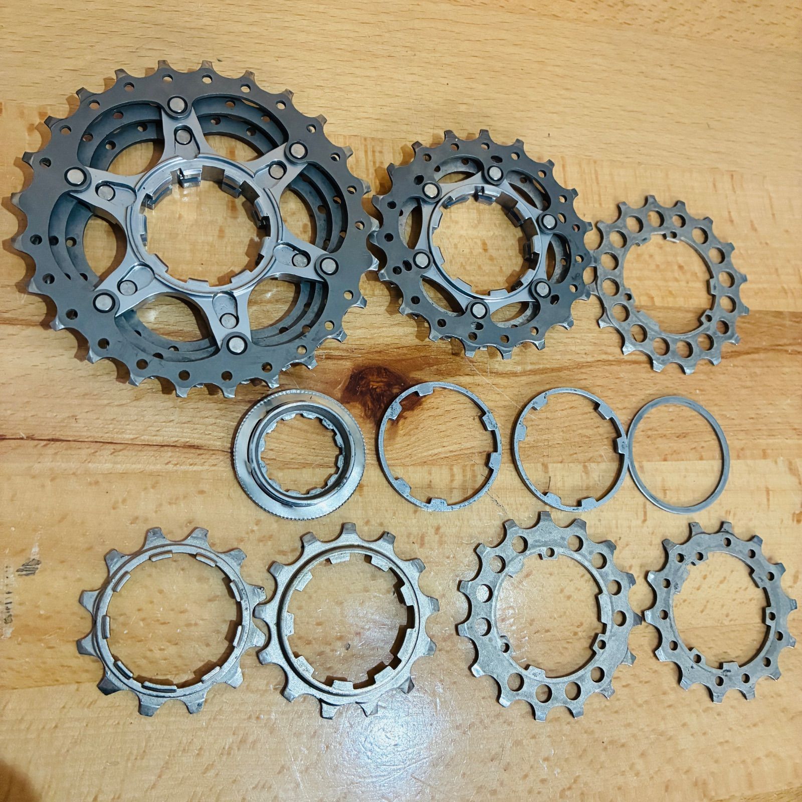 デュラエース CS-7900 12-25T 10S DURA-ACE カセット スプロケット SHIMANO 1mmスペーサー付 シマノ10速 超軽量 チタン 洗浄済 BRIGHTFACE_UK