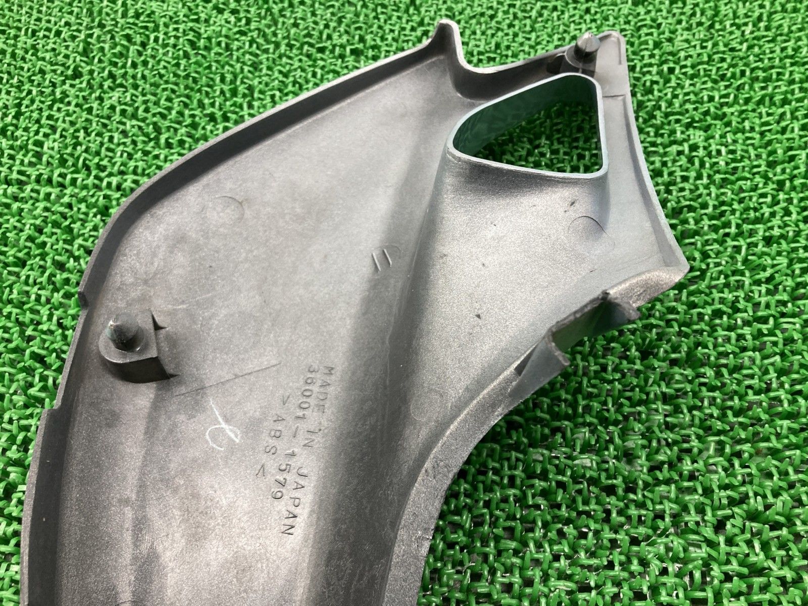 バリオスII サイドカバー 右 黒 36001-1579 カワサキ バリオスII