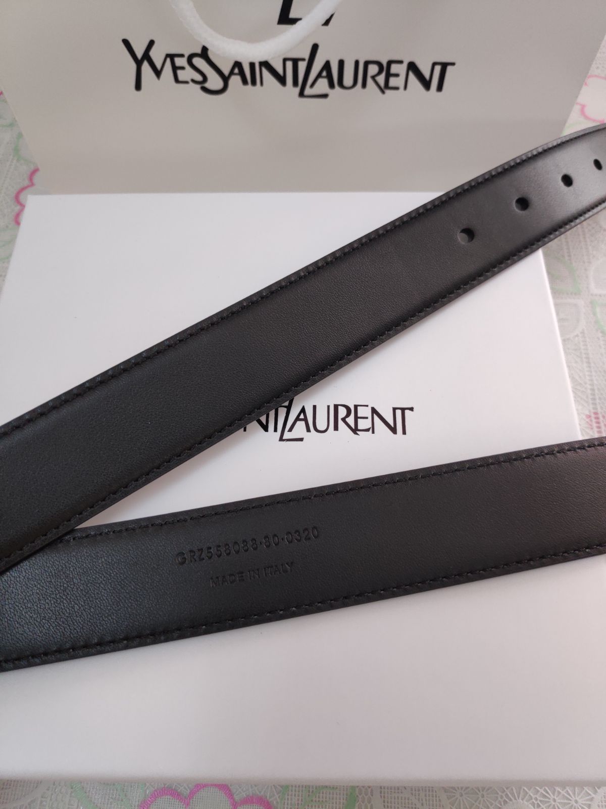 Laurent サンローラン