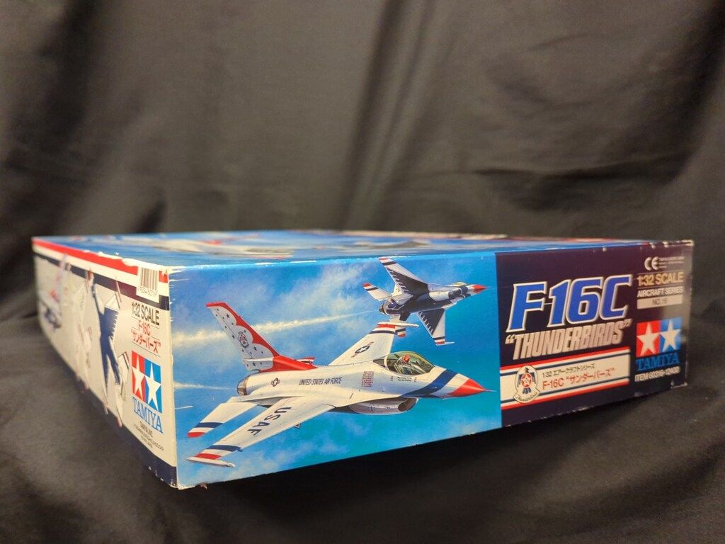 1/32 タミヤ F-16C サンダーバーズ（タミヤ 1/32エアークラフト