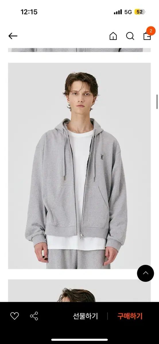 スナイデル 新品 エンボスロゴフーディートップス パーカー ホワイト