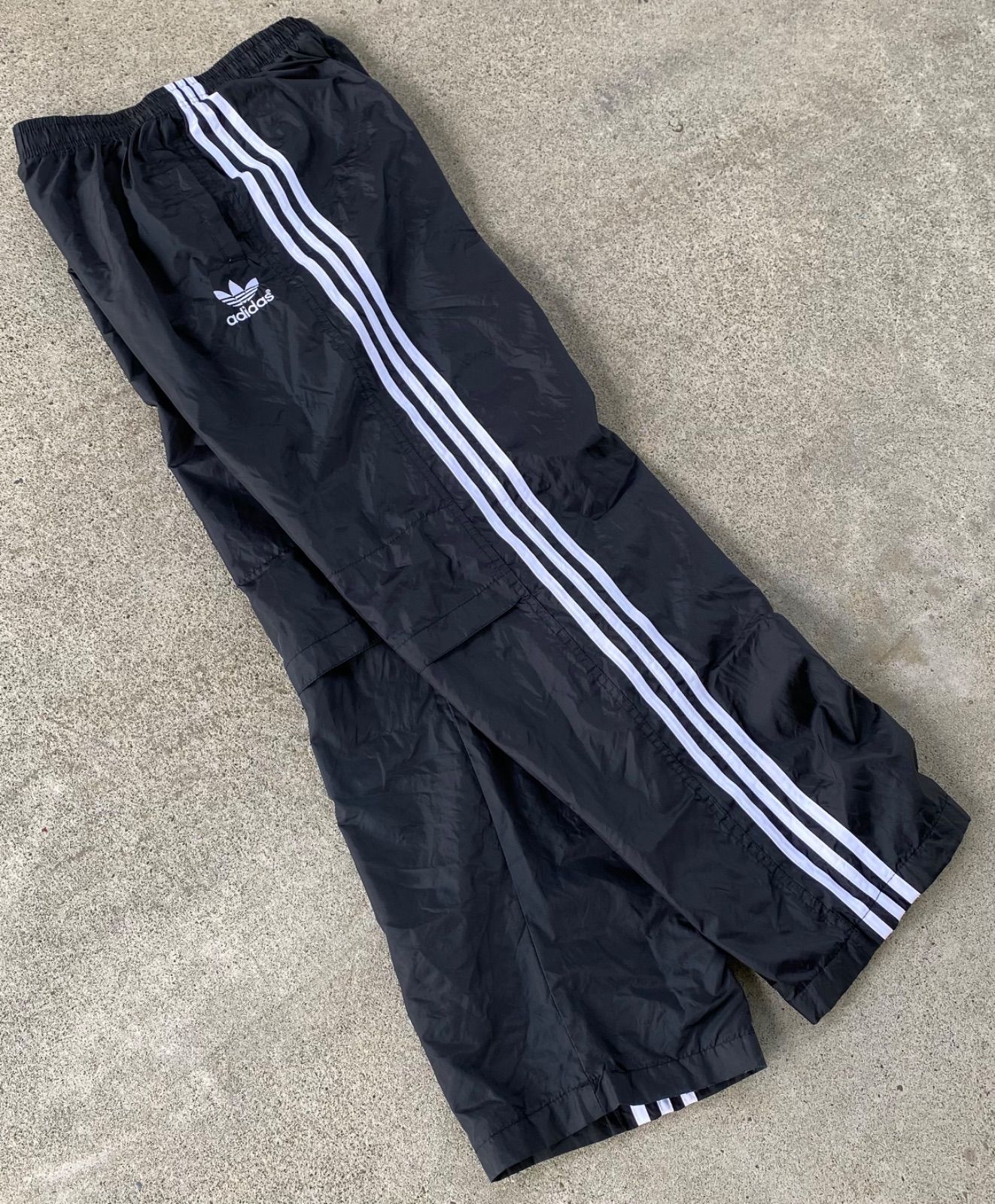 古着 adidas アディダス トラックパンツ ブラック Lサイズ ジャージ late 80's】adidas ナイロントラックパンツ ブラック L