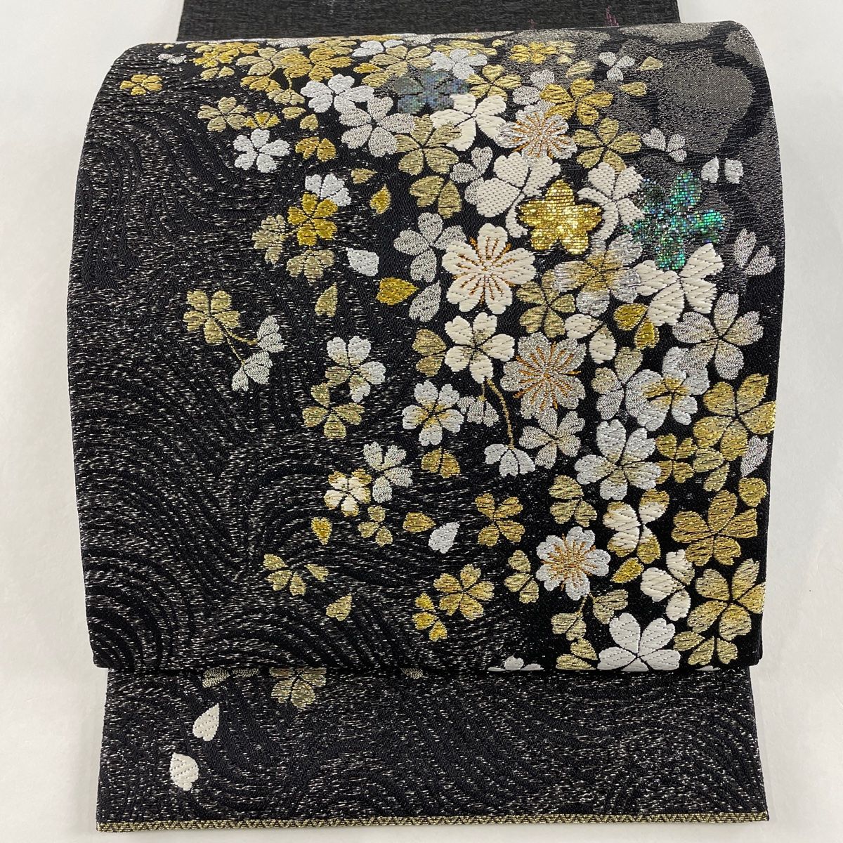 袋帯 美品 逸品 誉田屋源兵衛 落款 桜 流水 螺鈿箔 金銀糸 黒 お太鼓柄 