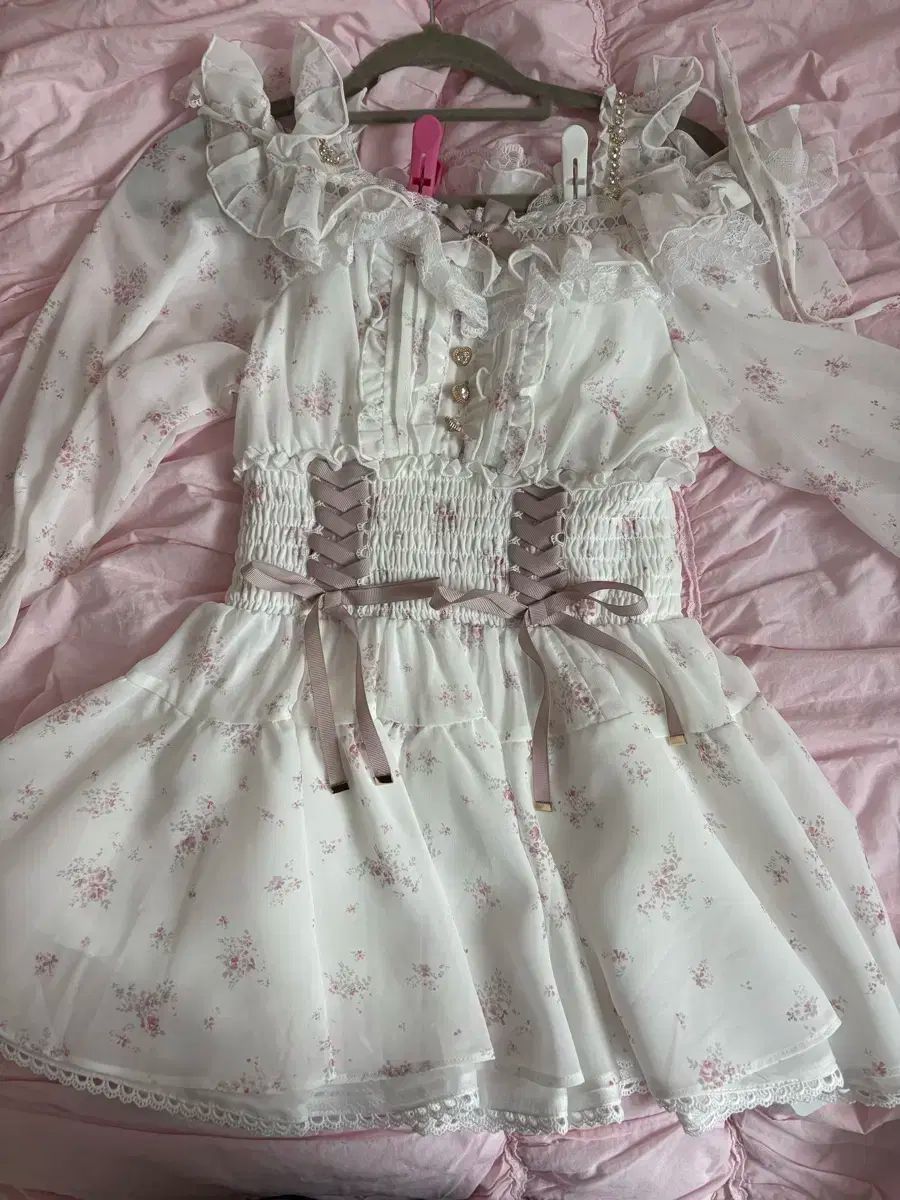 LIZLISA オフショルシフォンセットアップ ピンク オフショルシフォンセットアップ ｜ LIZ LISA（リズリサ）公式