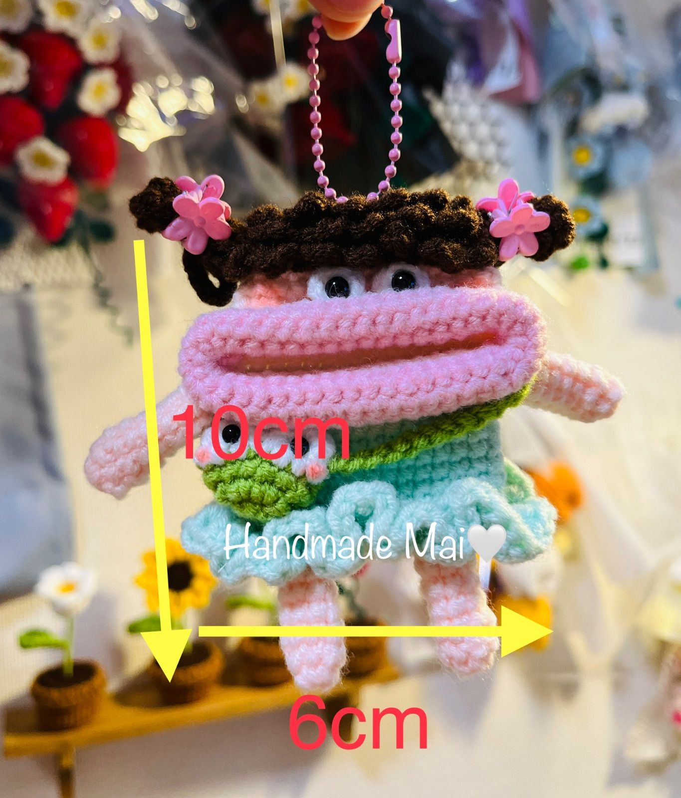 可愛いパクパクモンスター 編み物 airpods ケース 、飾りなど - メルカリ