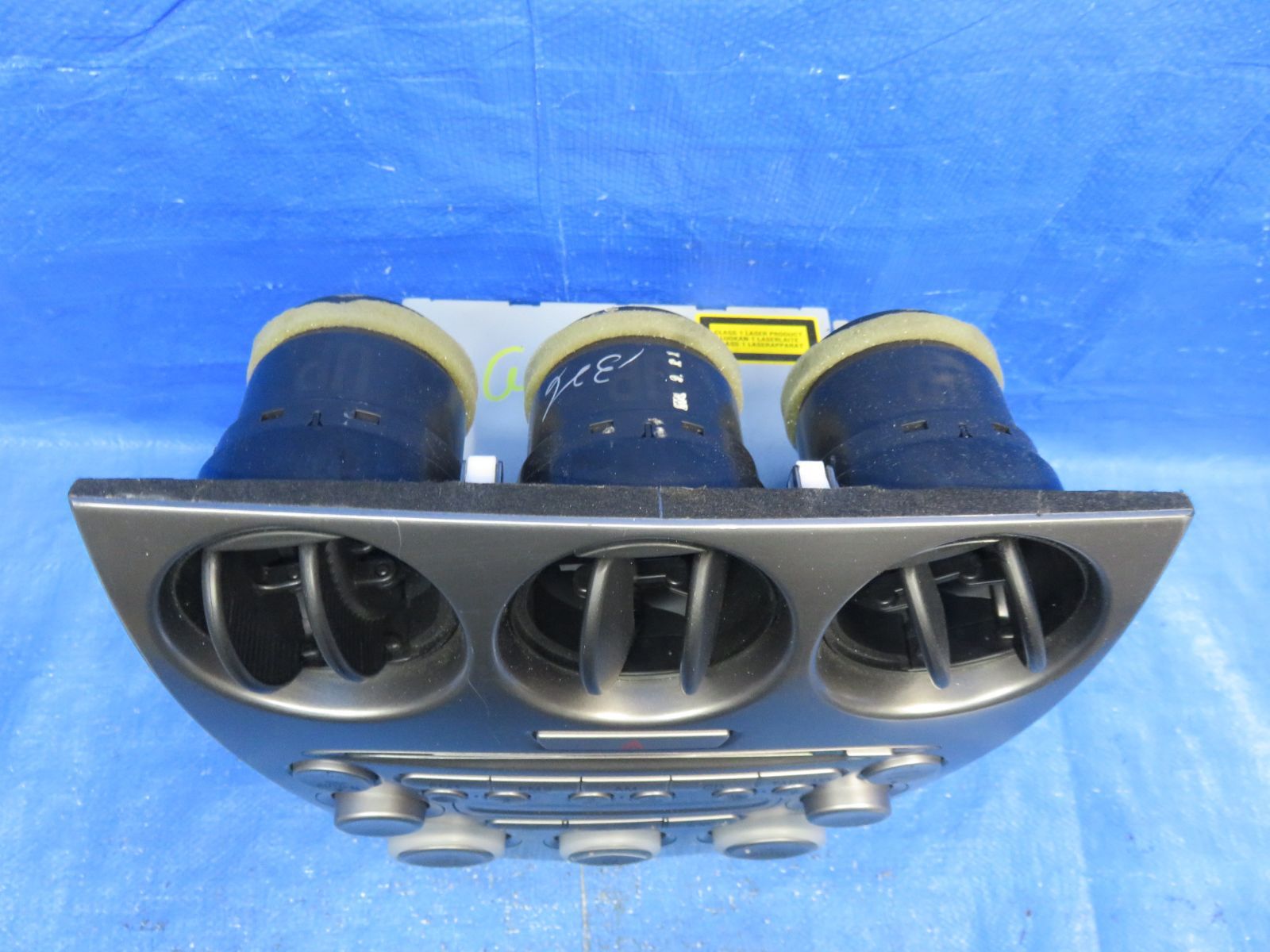 アテンザ　スポーツ　GG3S　オーディオパネル　エアコンスイッチ　カナテック LA6147* 動作OK マツダ GG3S アテンザスポーツ センターパネル