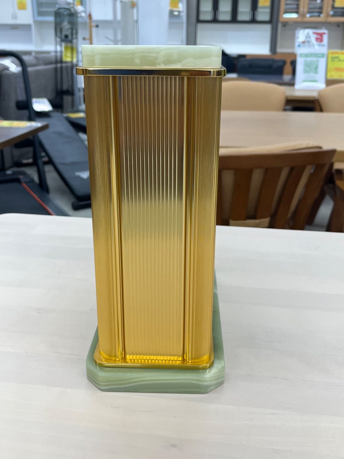 セイコー 置時計 エンブレム 美品 - メルカリ