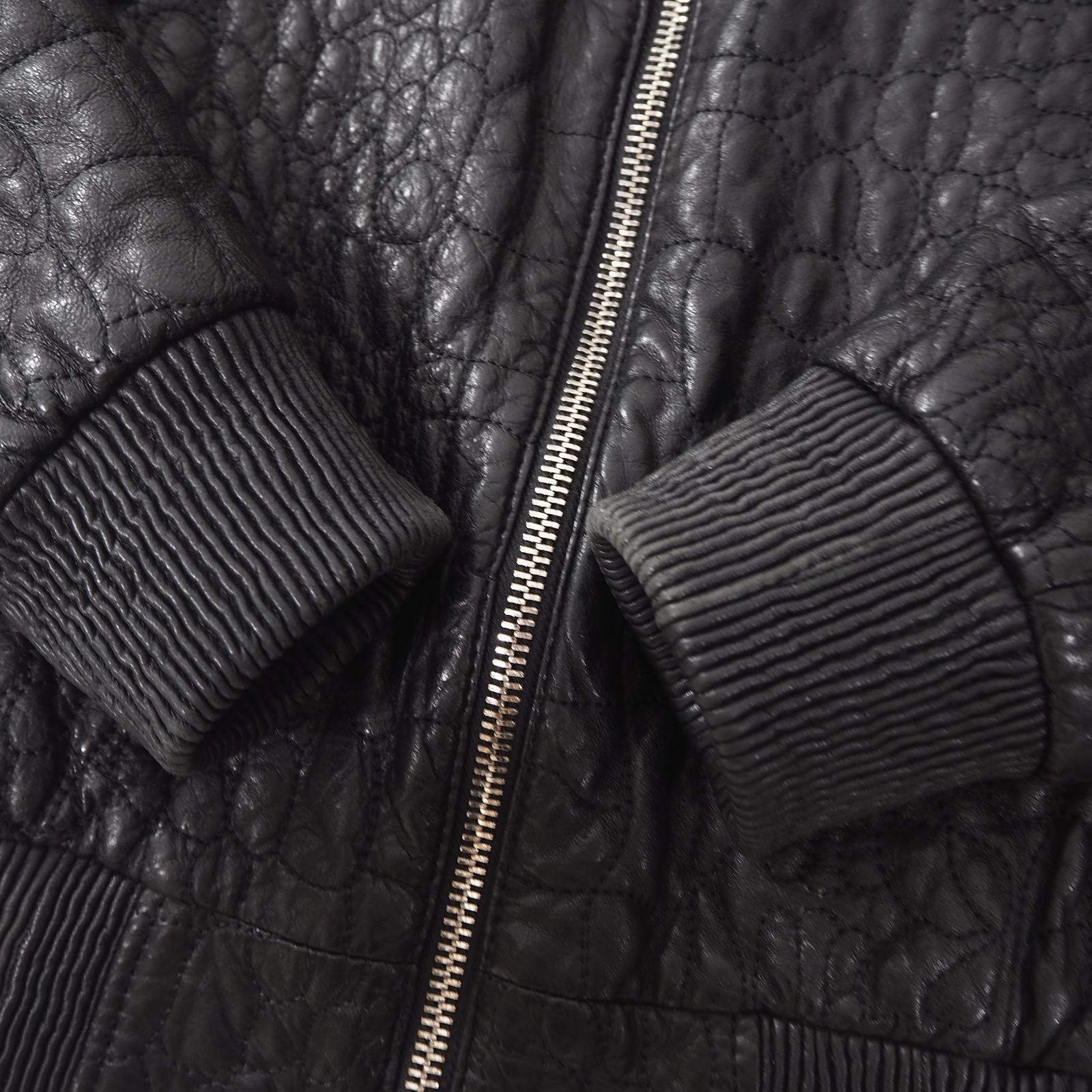 美品 ブリオーニ Brioni イタリア製 最高峰 レザー ボンバー 