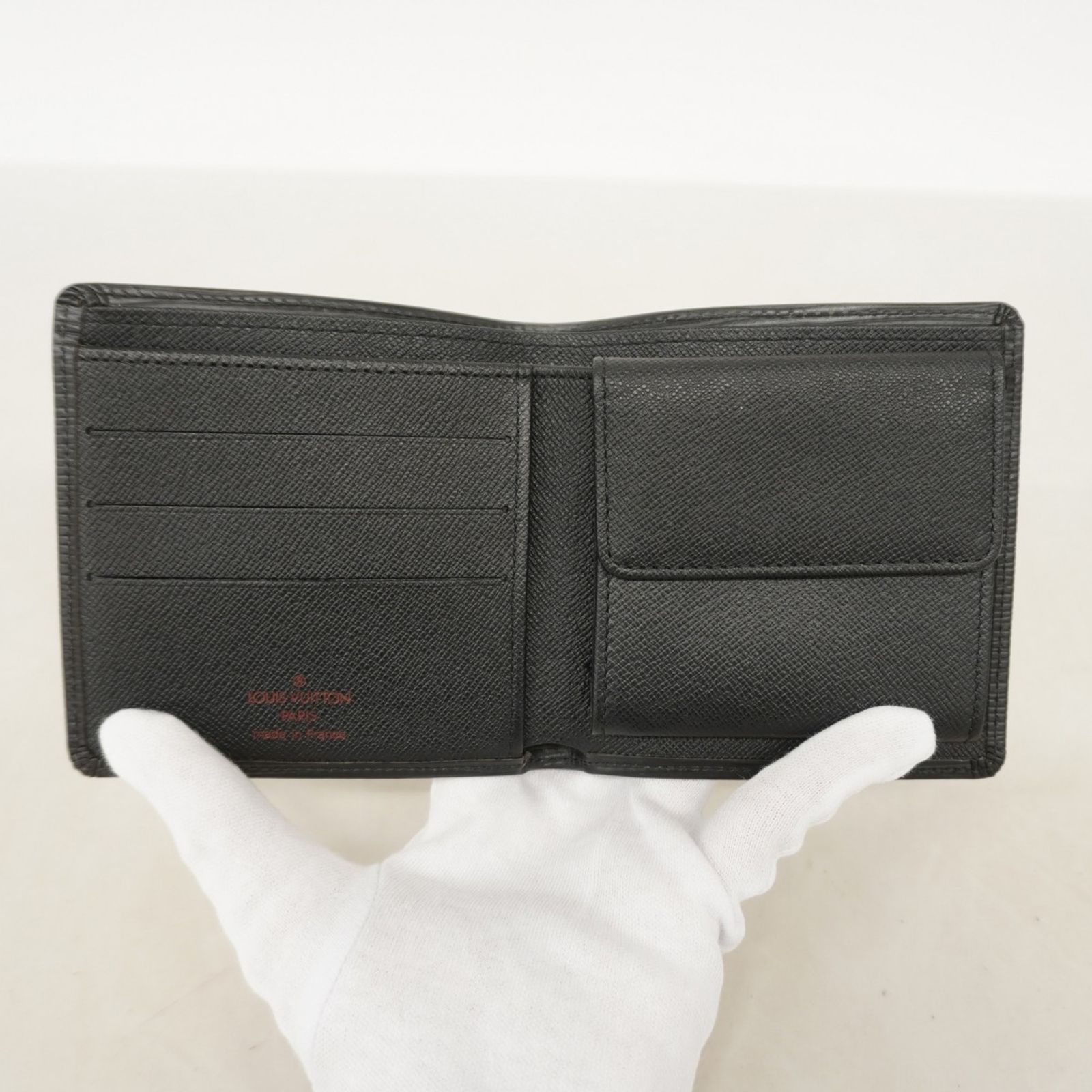 【極美品】ルイヴィトン　エピ　ノワール　サラ　長財布　ポルトモネクレディ　クロ 極美品】ルイヴィトン エピ ノワール サラ 長財布 ポルトモネ
