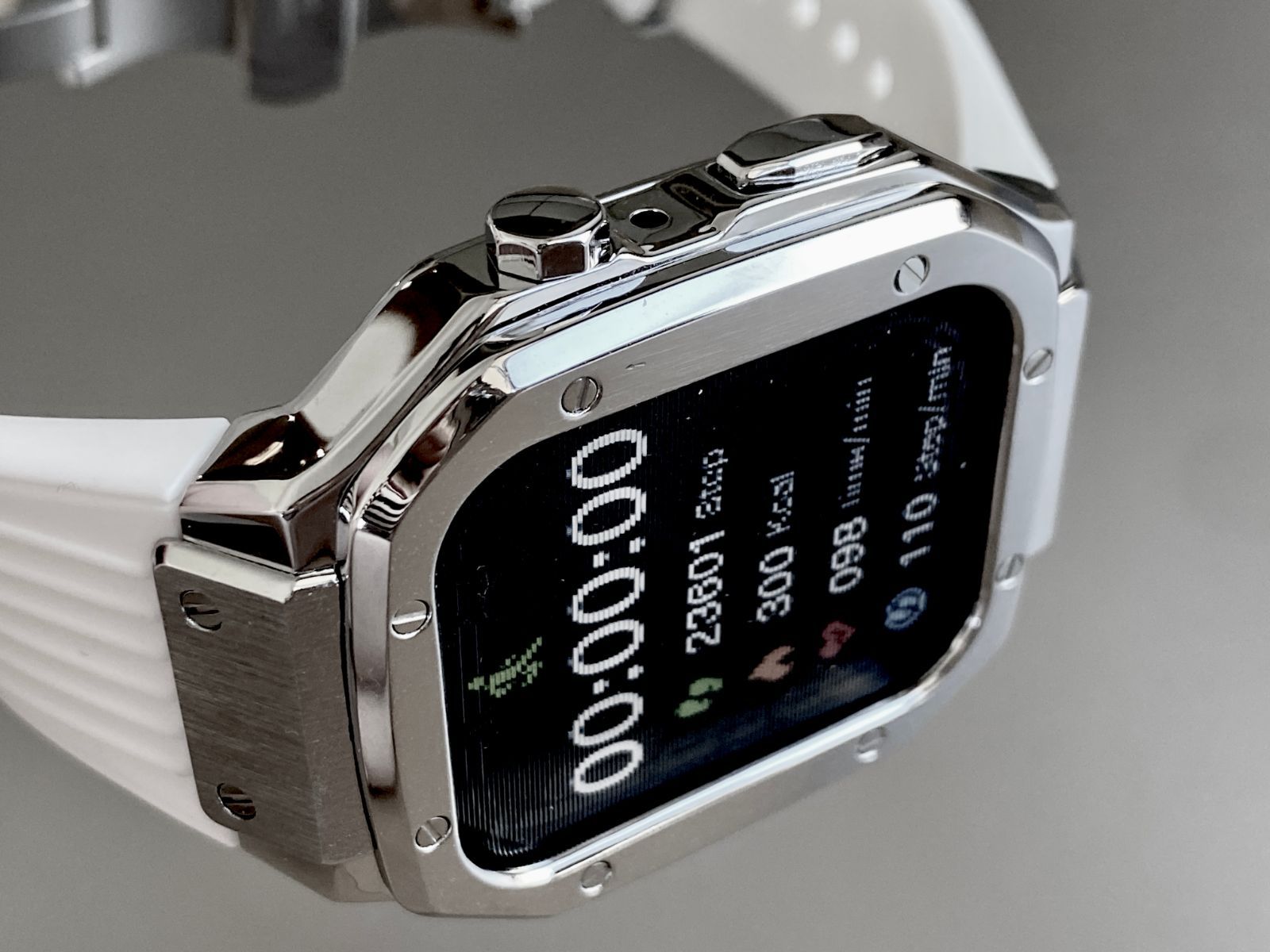 Apple Watchラバーバンドカバーメタルケースアップルウォッチカスタム