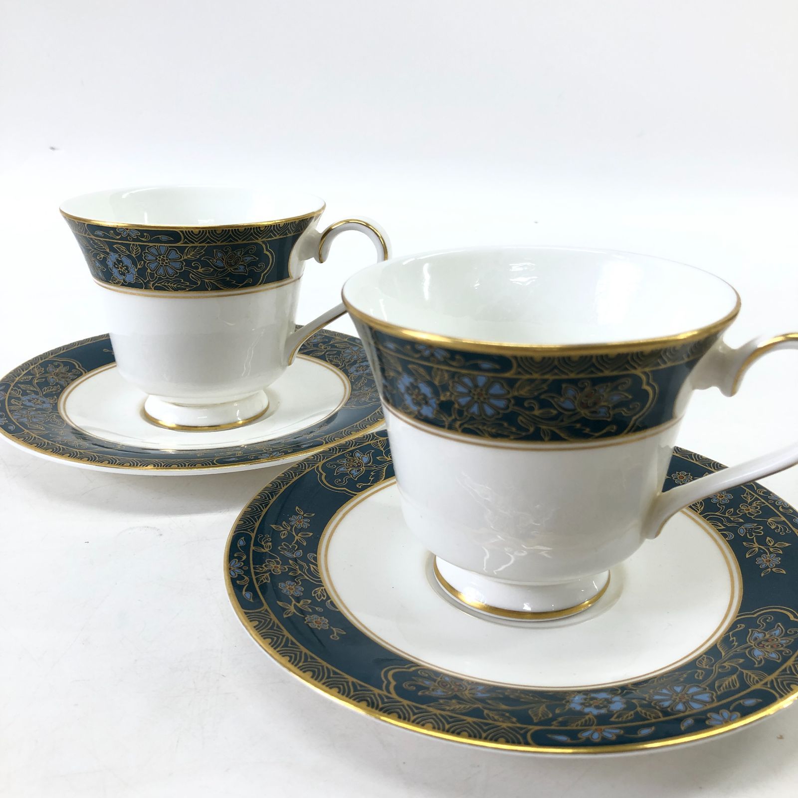 Royal Doulton CARLYE ロイヤルドルトン カップ&ソーサー 2客セット 金彩 24f菊 - メルカリ