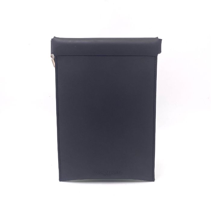 【中古】美品 Maison Margiela メゾンマルジェラ ラバー ショルダー フォン ポーチ eY09192A Maison Margiela（旧Maison Martin Margiela） - 【中古】美品 Maison