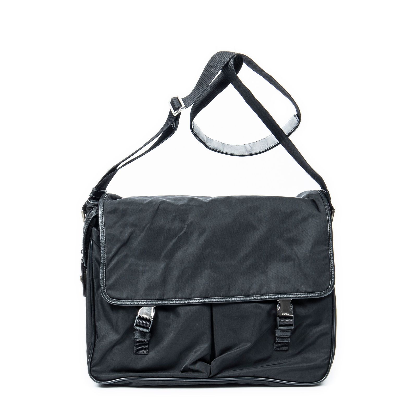 PRADA プラダラージフラップメッセンジャー黒ナイロンキャンバスA