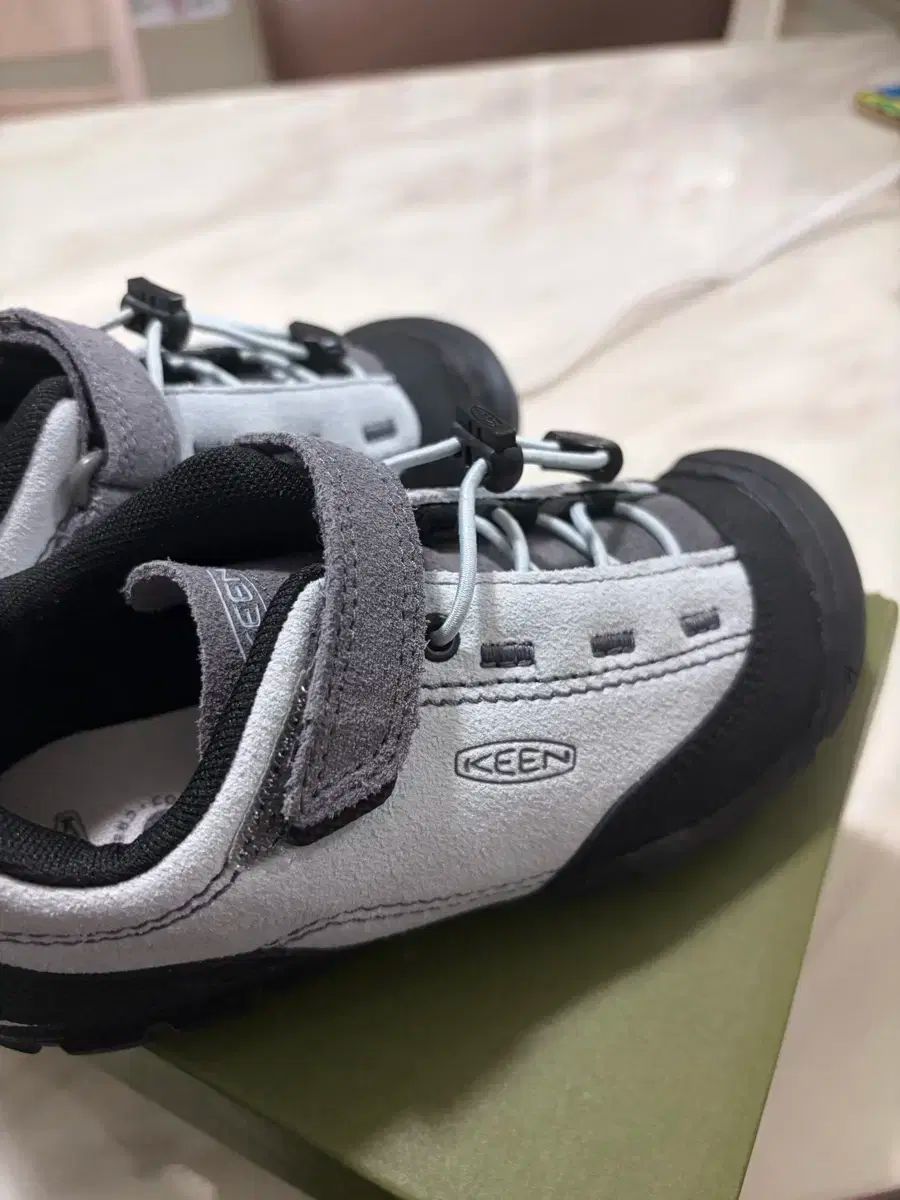  KEEN ジャスパー2 キッズ スニーカー 185 その他 キッズシューズ