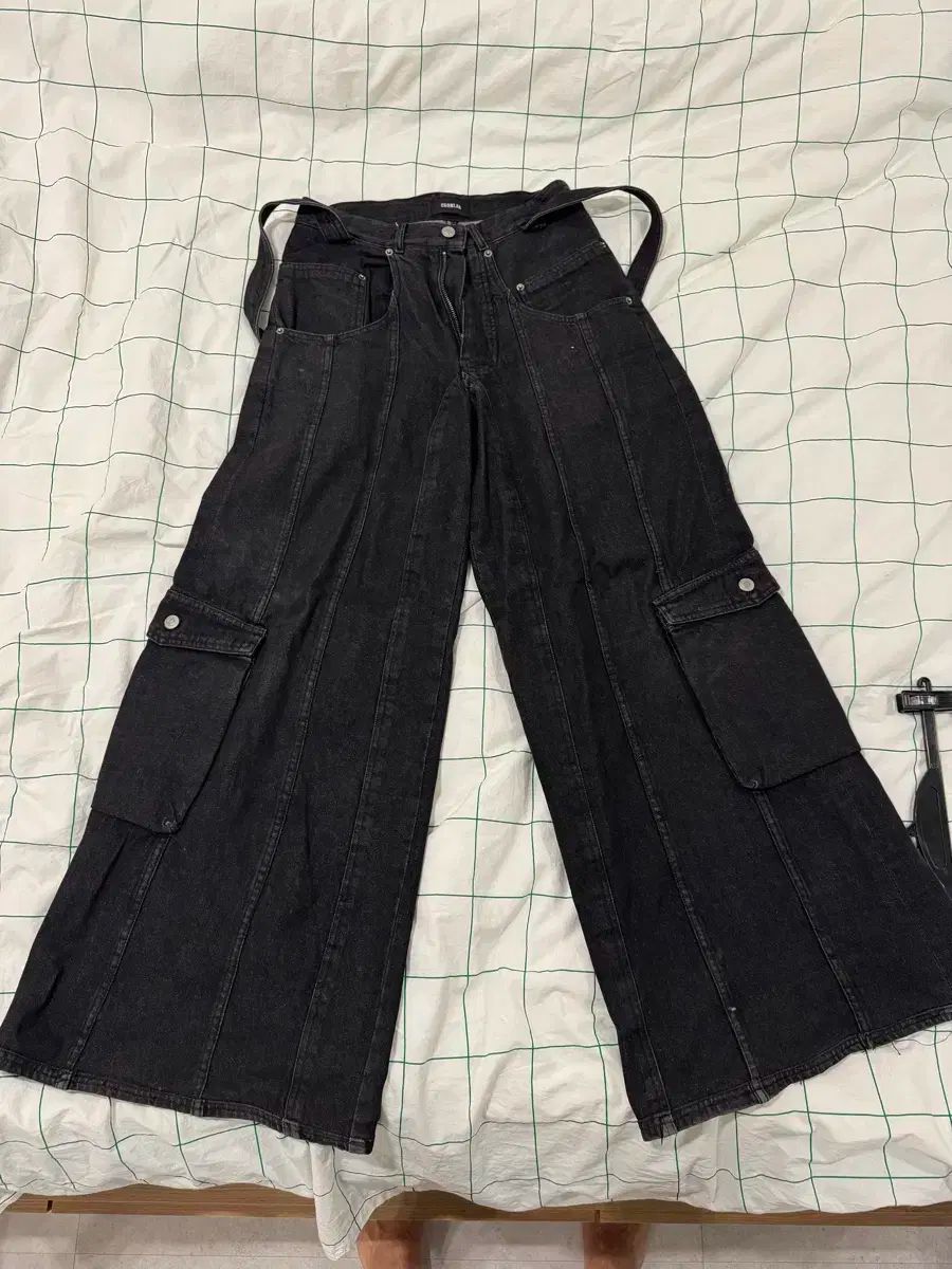 eふっく　　gonlab エゴンラボ　カーゴパンツ　ワイドパンツ　バギー eふっく 様専用 gonlab エゴンラボ カーゴパンツ ワイドパンツ バギー