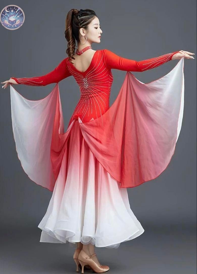 ワンピース パーティーにも最適な一着