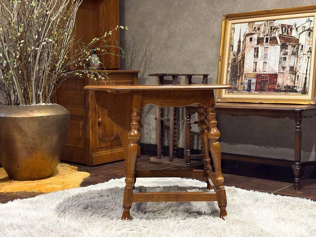 ホビンレッグ サイドテーブル ローテーブル アンティーク クラシック