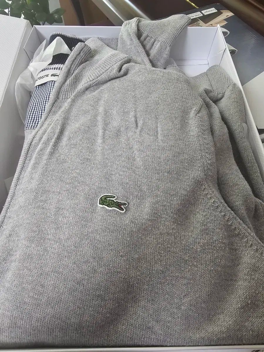 LACOSTE(ラコステ) ジップアップカーディガン 95 サイズ