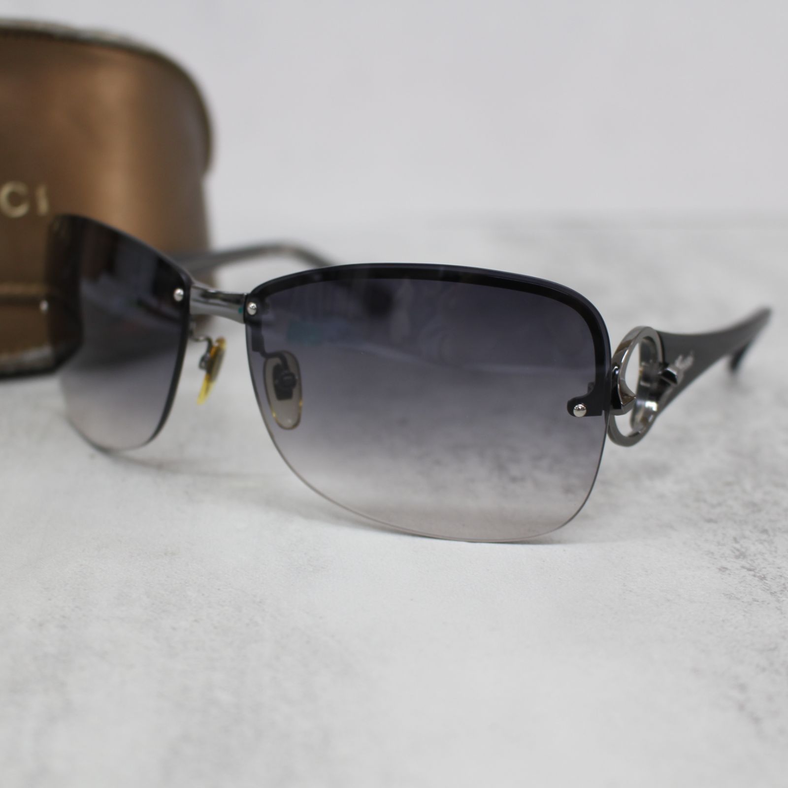 【美品】GUCCI グッチ サングラス ブラック×グレーグラデ GG2836 美品】GUCCI グッチ サングラス ブラック×グレーグラデ GG2836