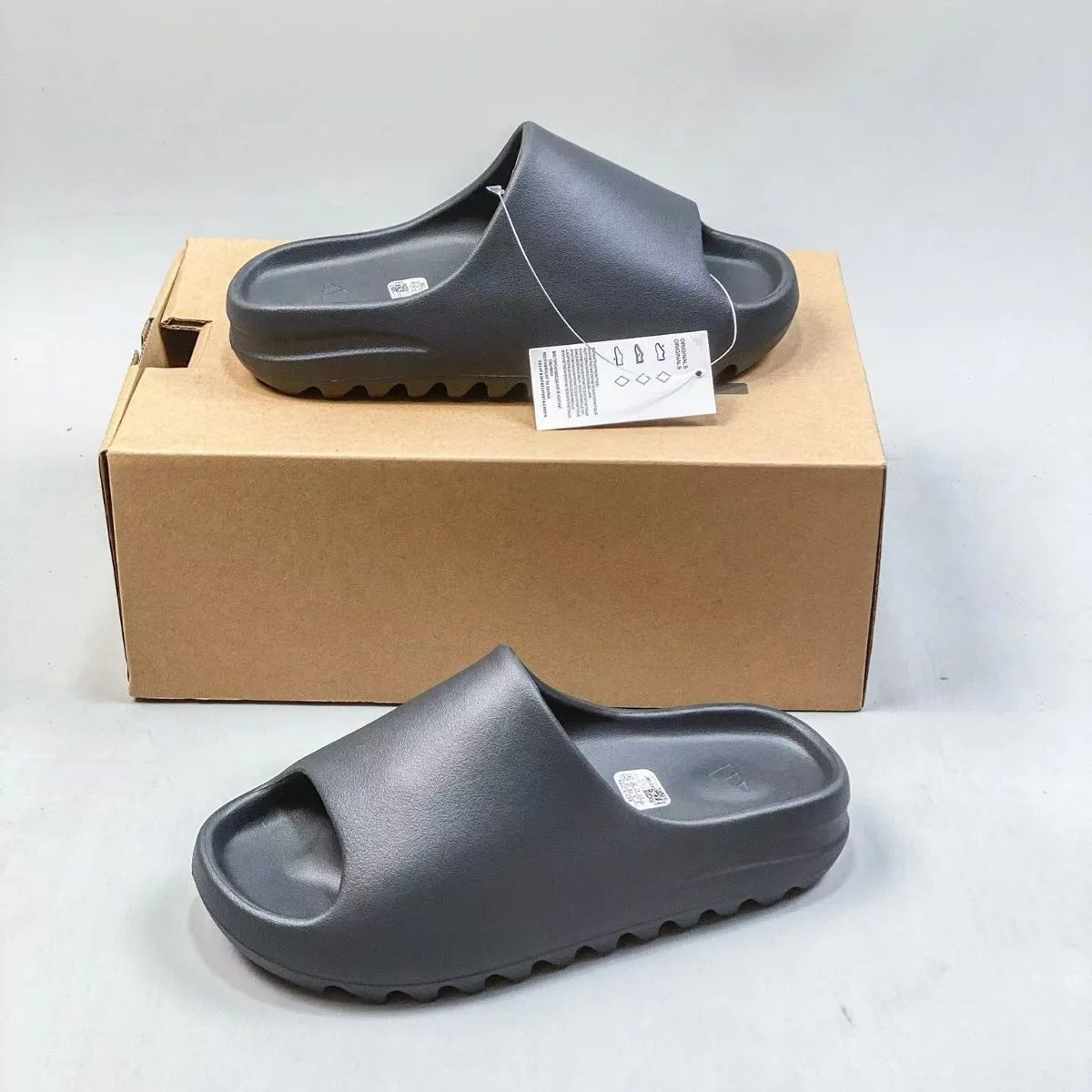 adidas YEEZY Slide Onyx  アディダス イージー スライド オニキス