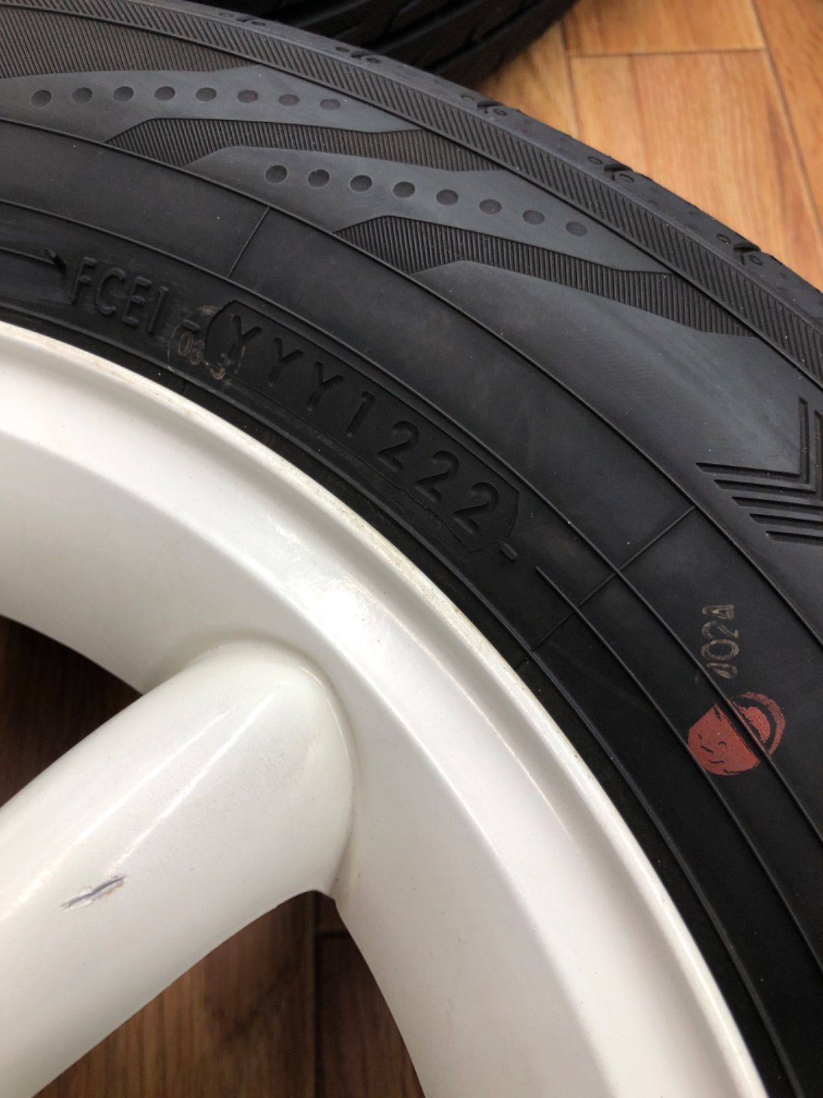 ハイト系タイヤ BluEarth