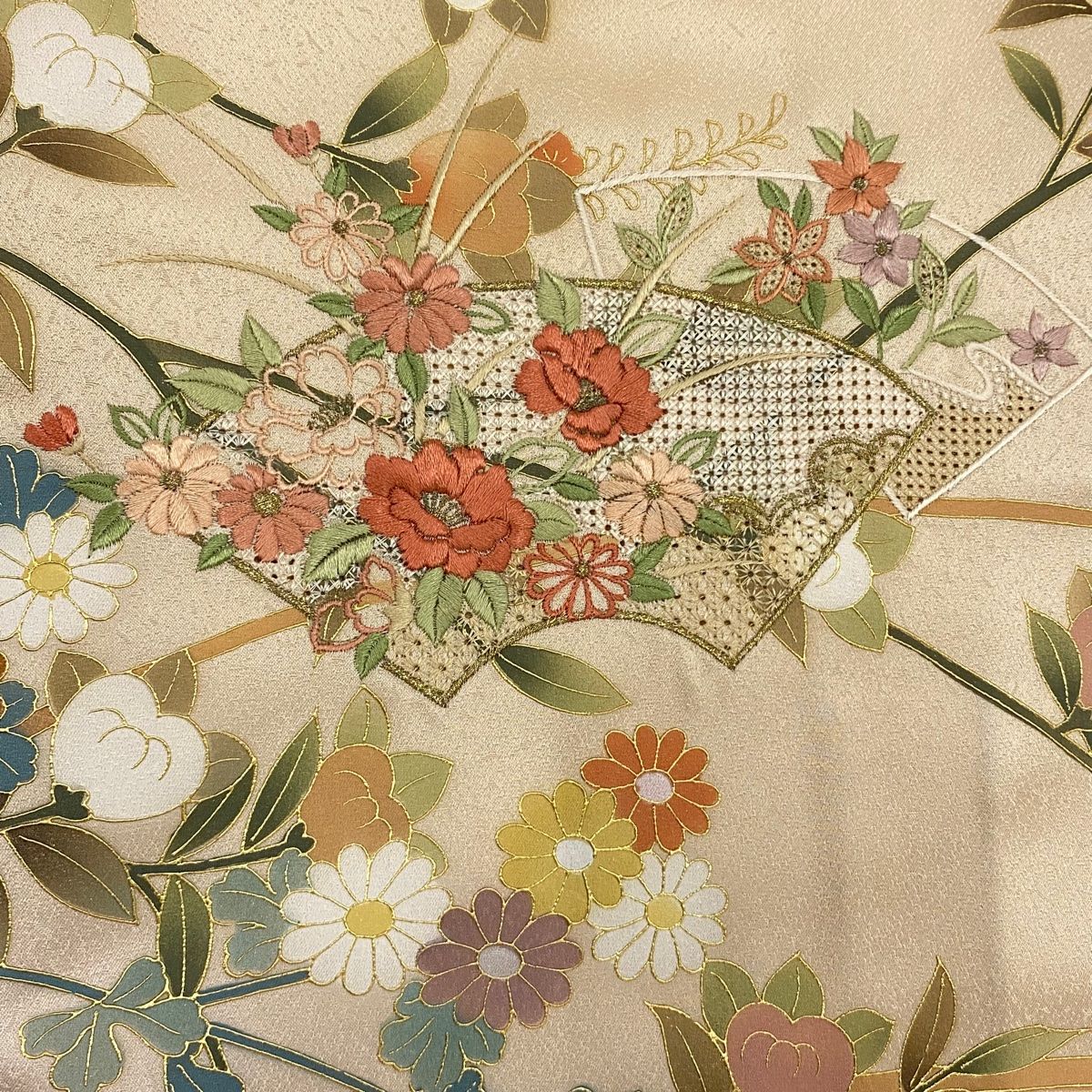 訪問着 身丈157cm 裄丈66cm M 袷 扇面 草花 刺繍 金糸 薄
