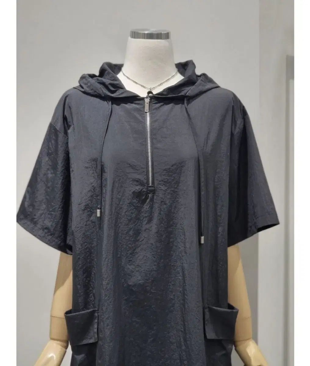 シャカシャカ素材 フード