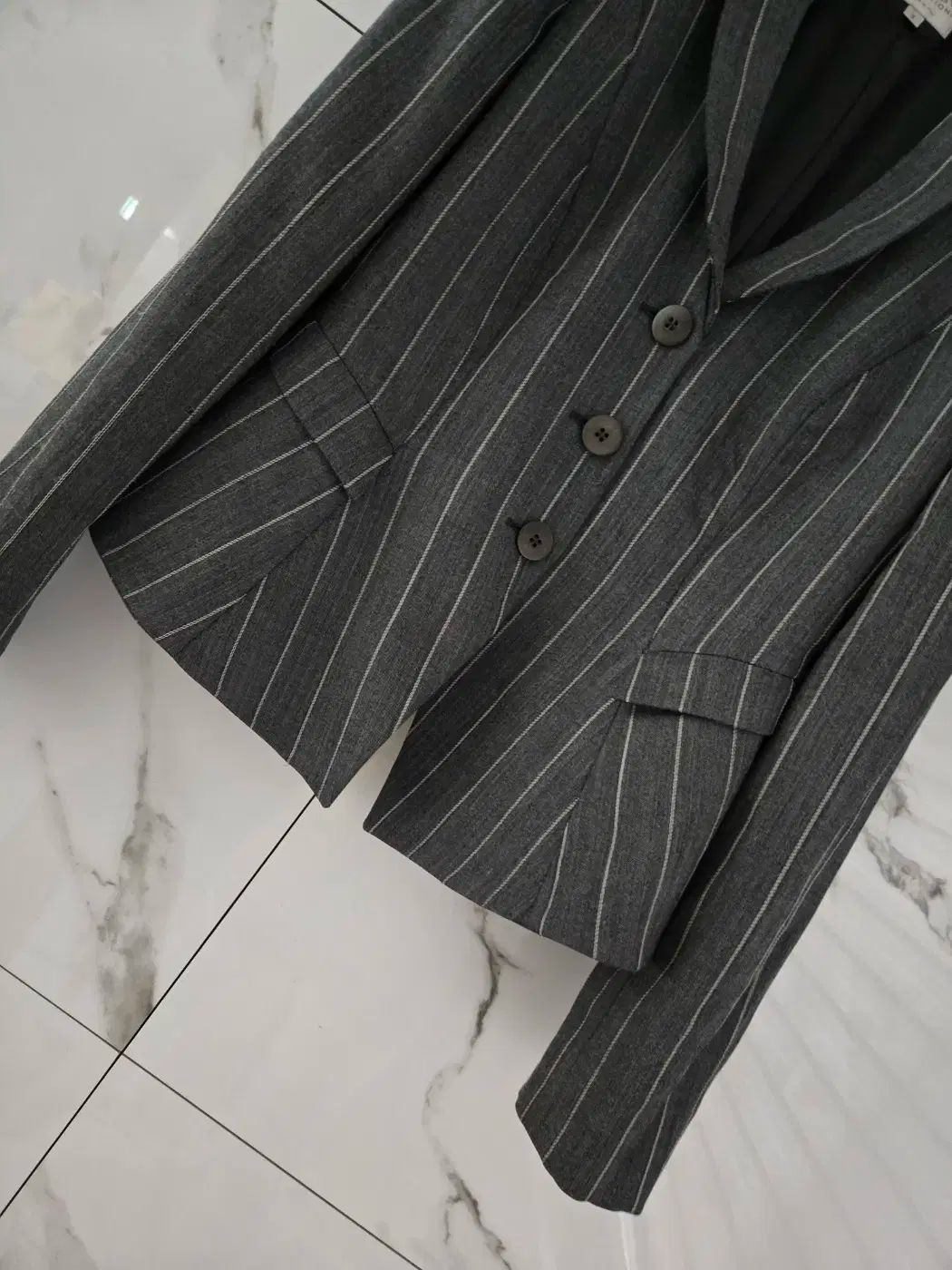 ARMANI アルマーニ コレツィオーニ ジャケット WWW_SMP1DAWEKUDUS_SCH_ID