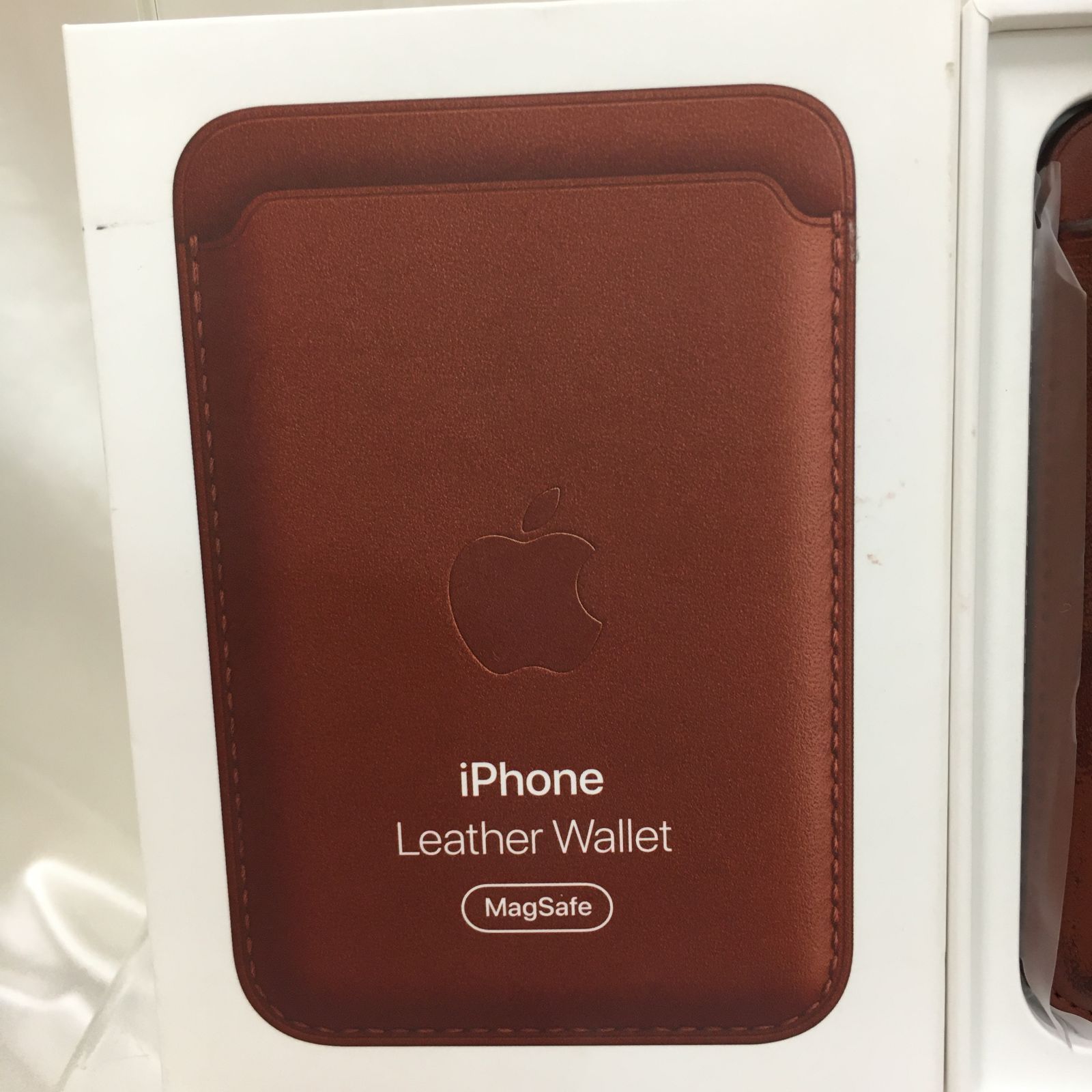 新品】純正 MagSafe対応 iPhoneレザーウォレット・サドルブラウン①