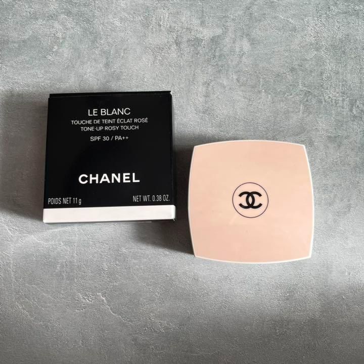 CHANELル ブラン トーン アップ ロージー タッチ - コントロールカラー