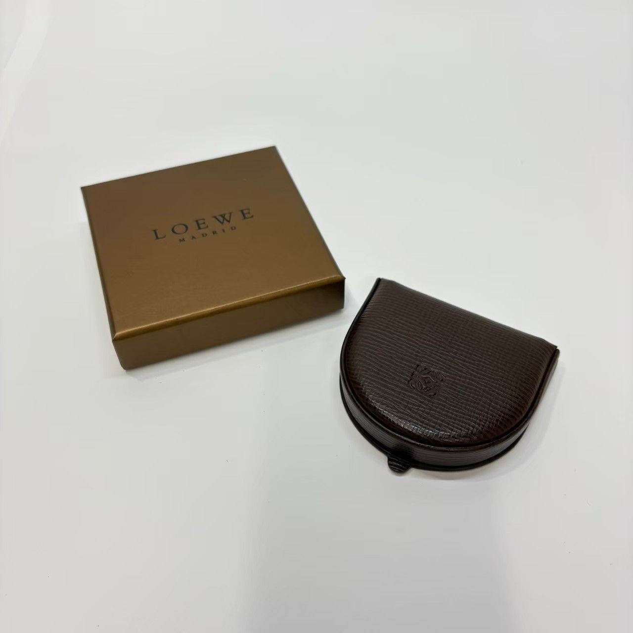 ☆M26 未使用品 LOEWE ロエベ コインケース アナグラム レザー