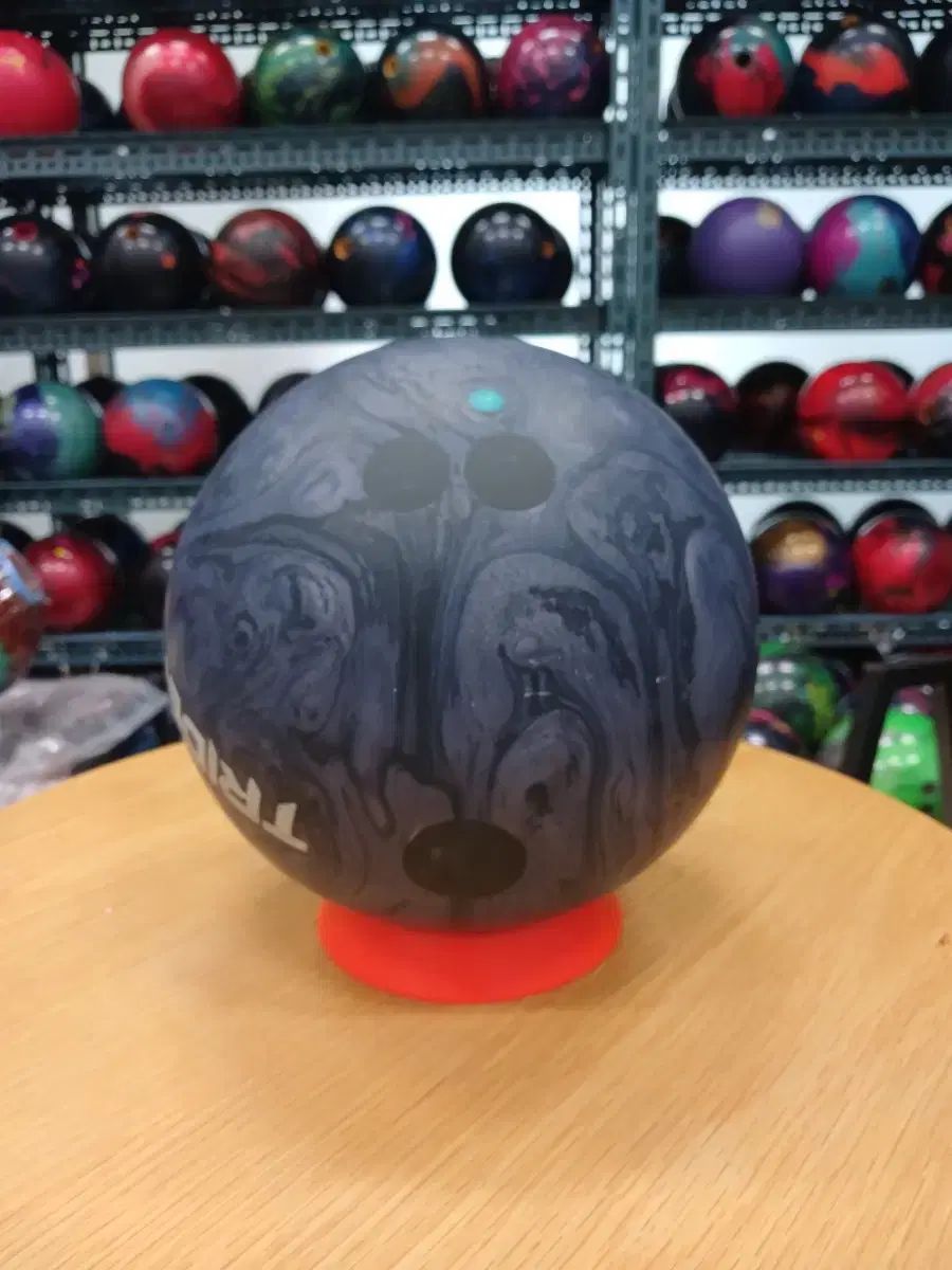 1回着用 ボーリングボール ドンウォン 16p トライデント オリジナル 欠品あり