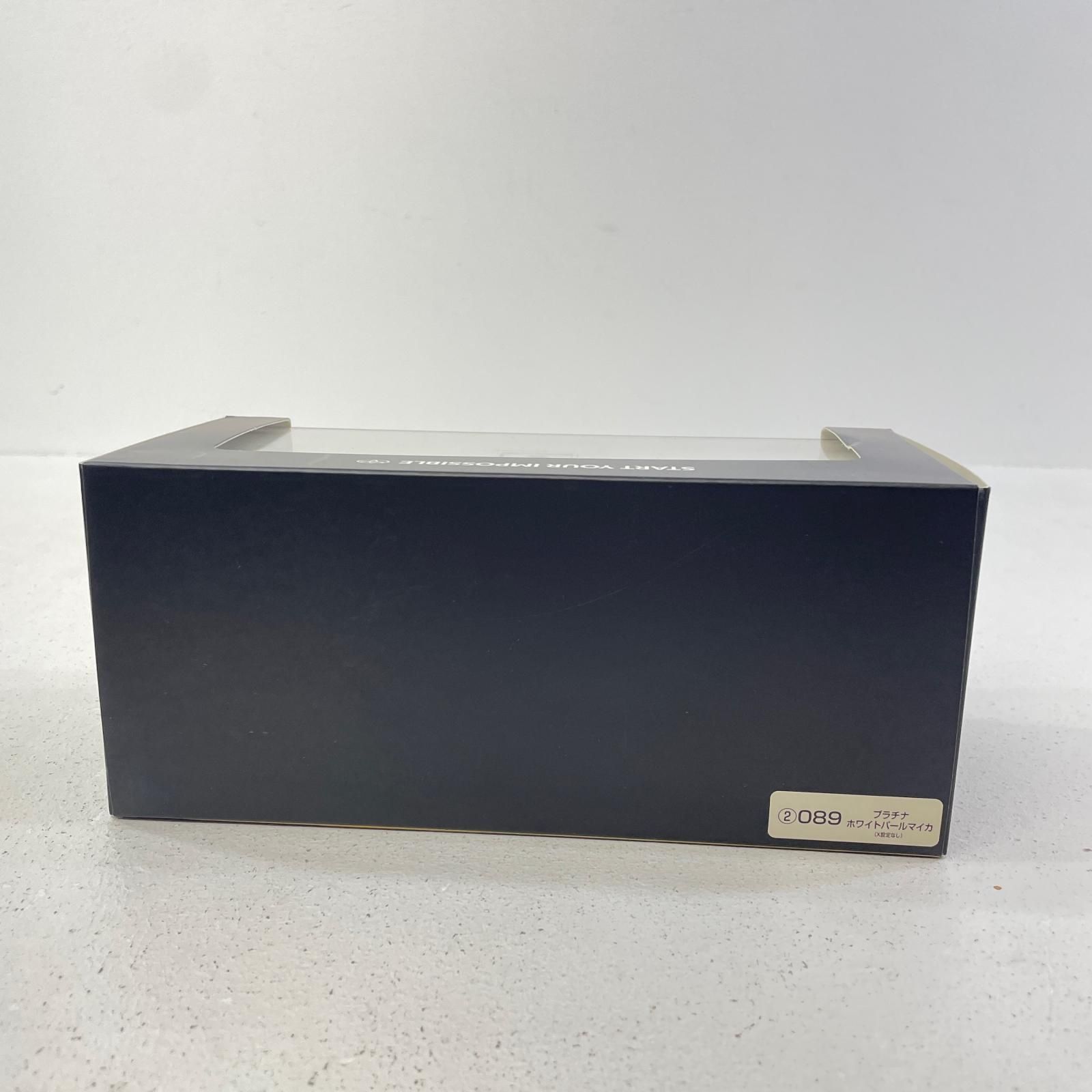 【尾張小牧店】 中古 トヨタ カラーサンプル プラチナホワイトパールマイカ 【727】 尾張小牧店】 中古 トヨタ カラーサンプル プラチナホワイト