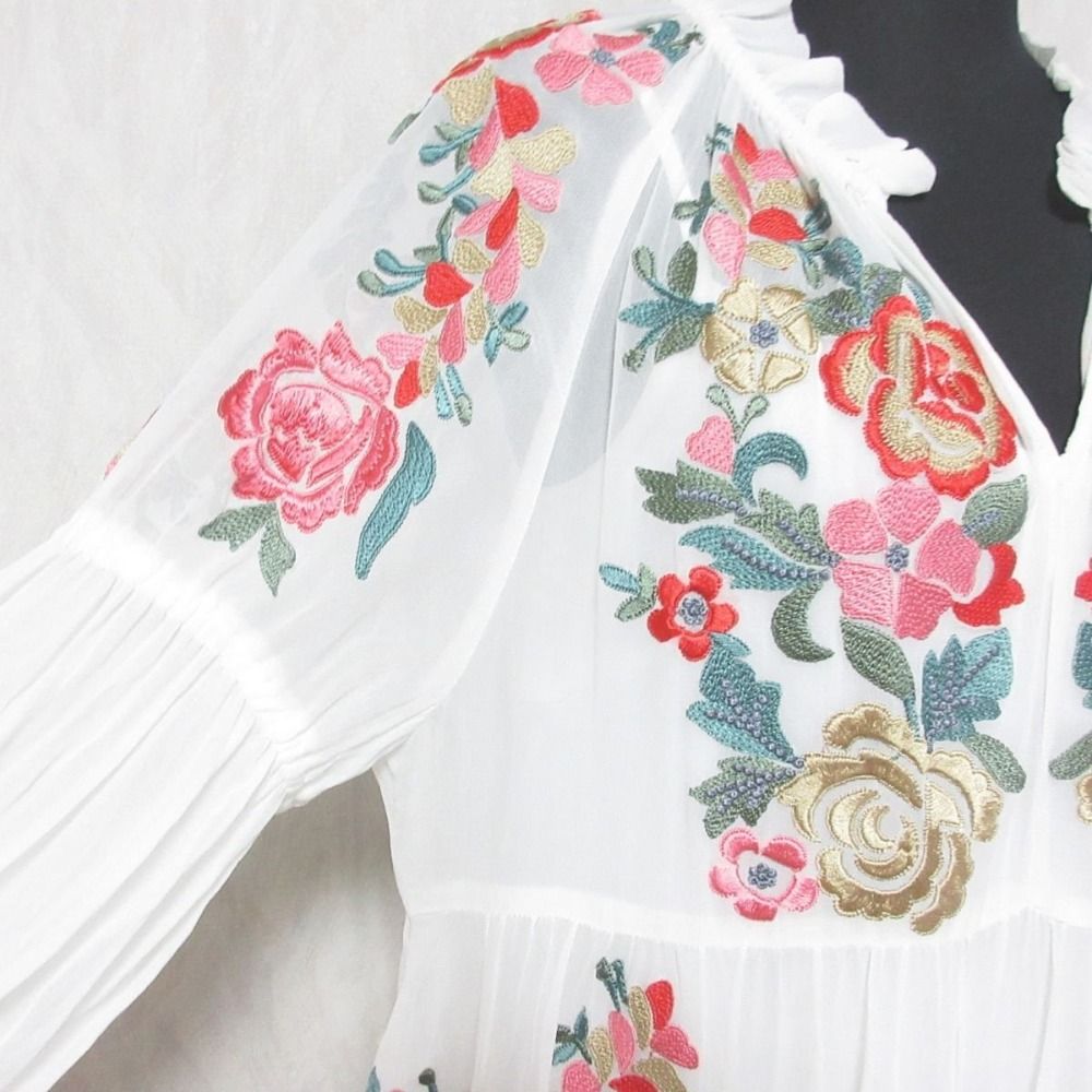 GRACE CONTINENTAL - 未使用 GRACE CONTINENTAL グレースコンチネンタル 24SS フラワー刺繍ギャザートップス シャツ ブラウス 0124141017 36 ホワイト レディース 古着 中古 USED 未使用 24SS GRACE CONTINENTAL グレースコンチネンタル
