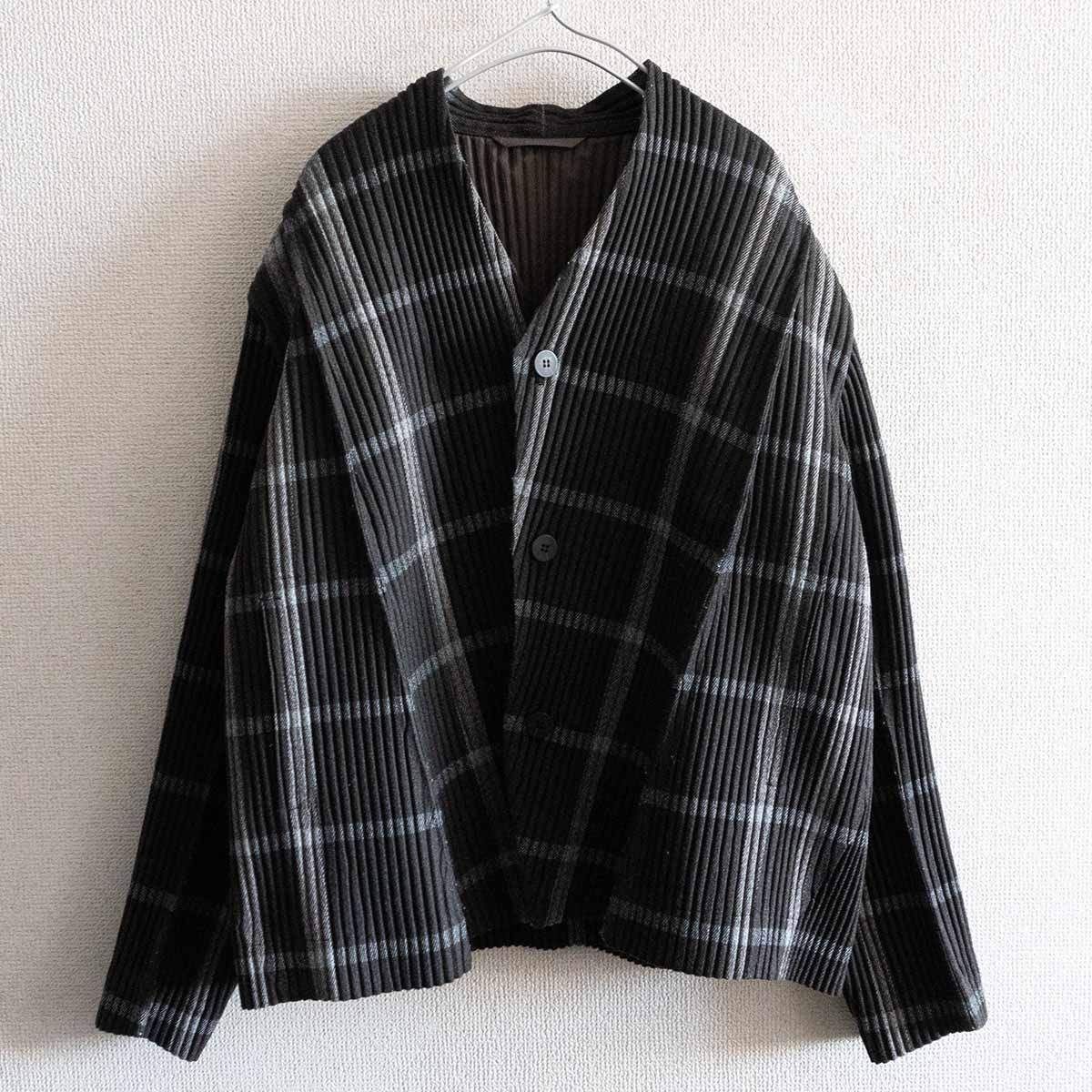 美品】 HOMME PLISSE ISSEY MIYAKE【プリーツ ジャケット】 オムプリッセ イッセイミヤケ 2412003 - メルカリ