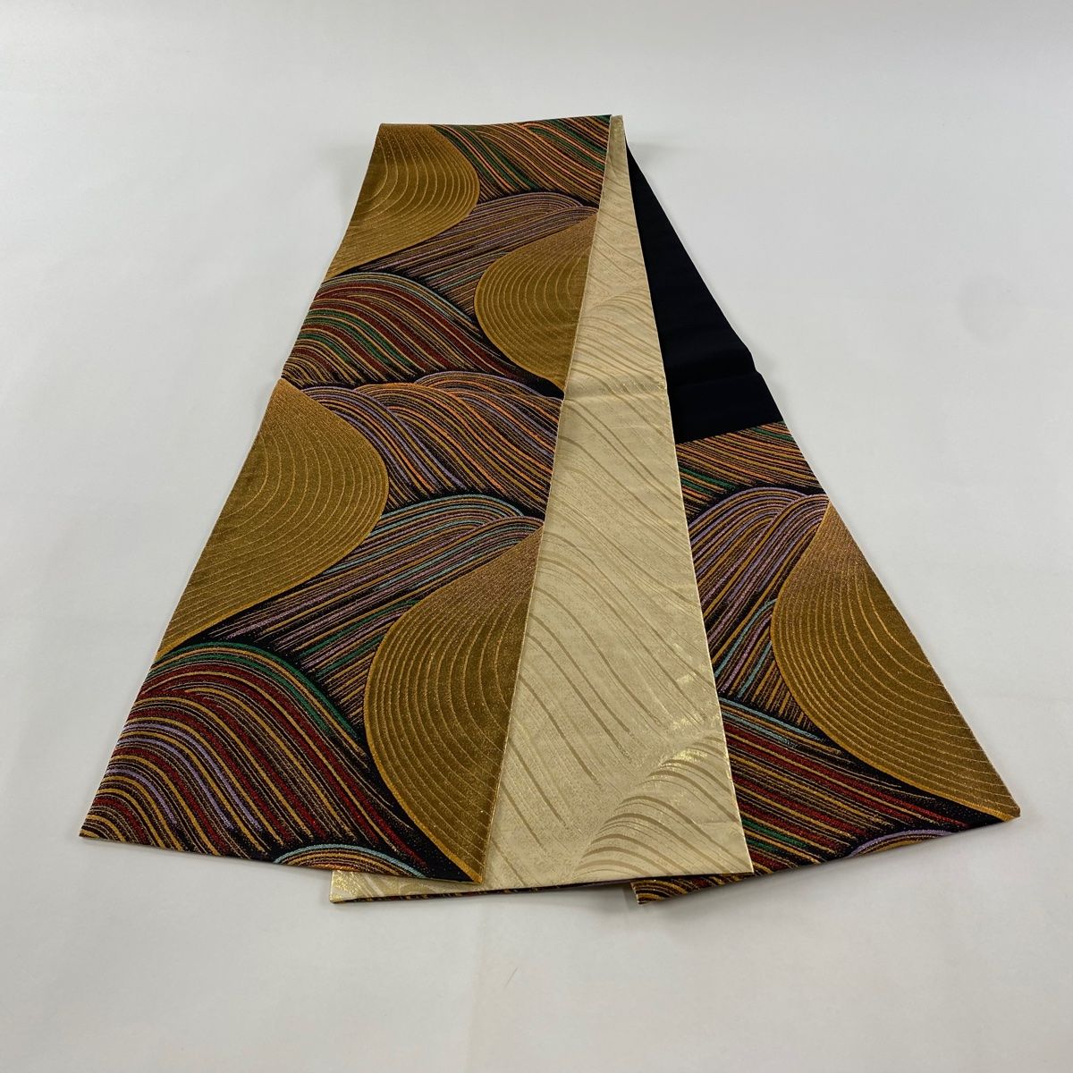 袋帯 秀品 振袖向き 流水 金糸 箔 金色 六通 正絹 【中古】 袋帯